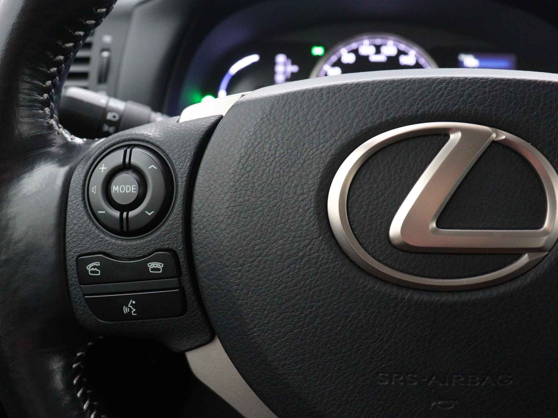 Lexus CT 200h Ultimate Edition | Lexus Premium Navigatie | Safety System+ | Parkeercamera | - 22/44