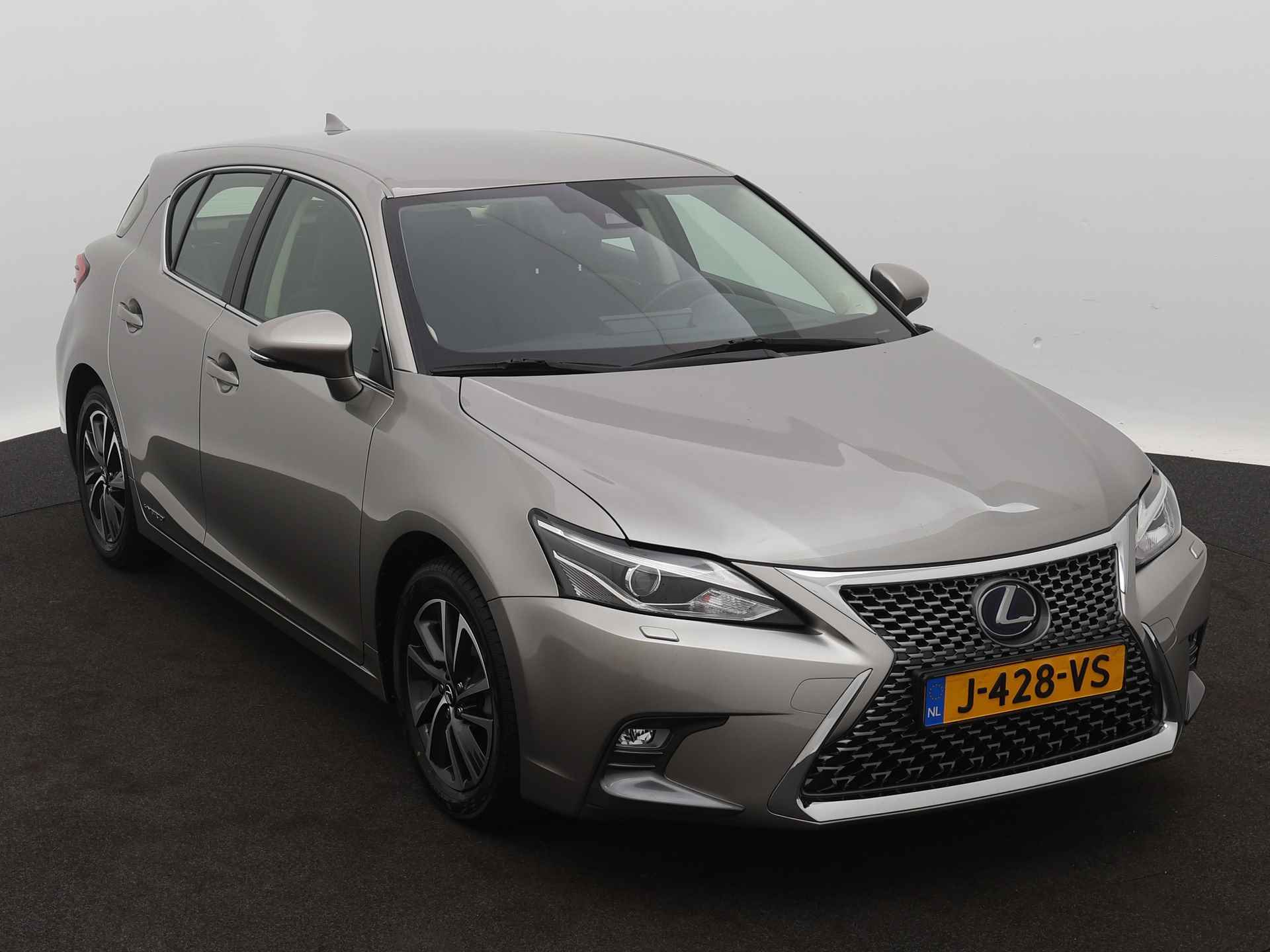 Lexus CT 200h Ultimate Edition | Lexus Premium Navigatie | Safety System+ | Parkeercamera | - 29/44