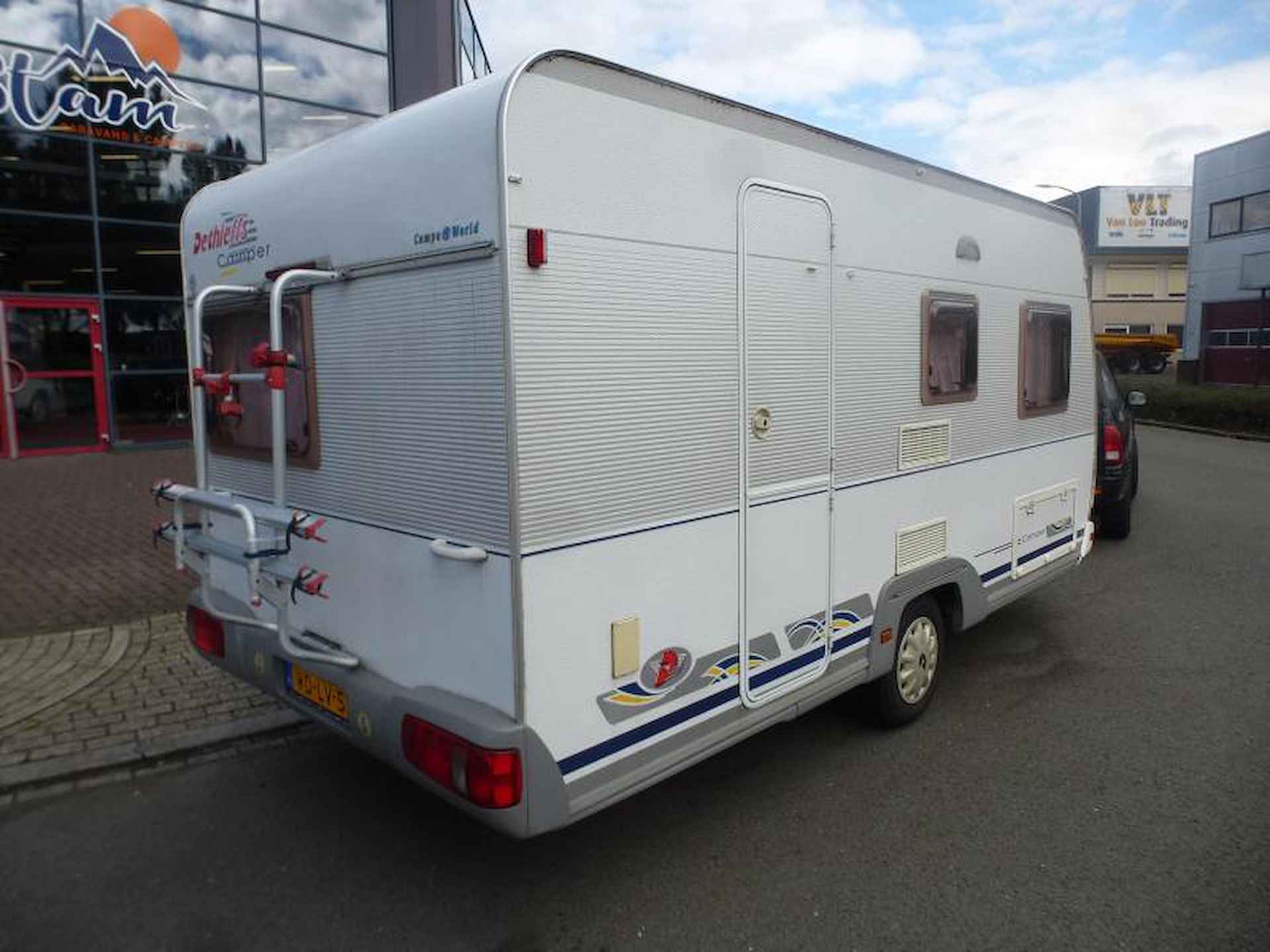 Dethleffs Camper 440 DB voortent en luifel - 4/12