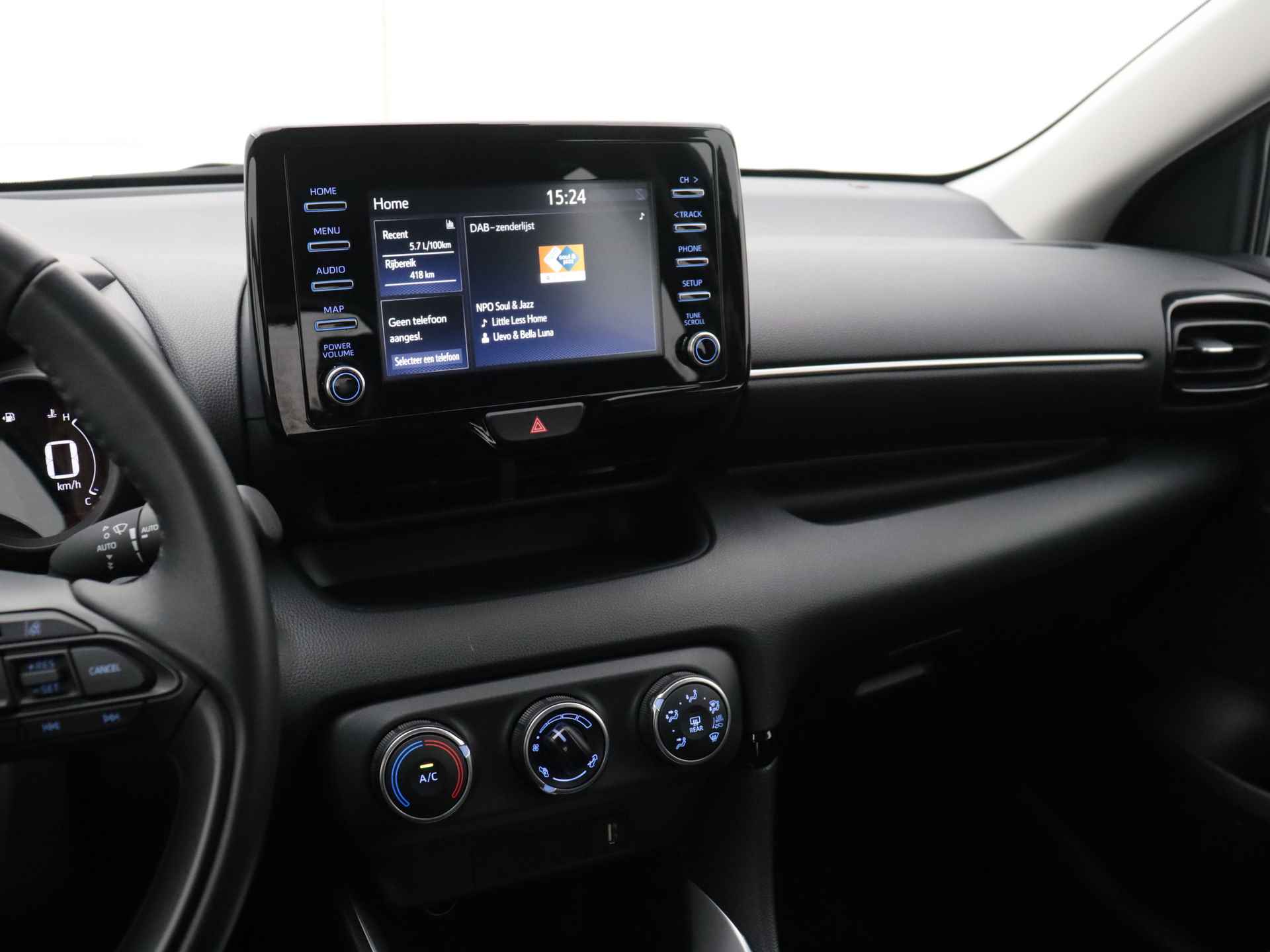 Toyota Yaris 1.5 VVT-i Dynamic | Airco | Camera | LM velgen | LED | Apple Carplay/Android Auto | - 8/41