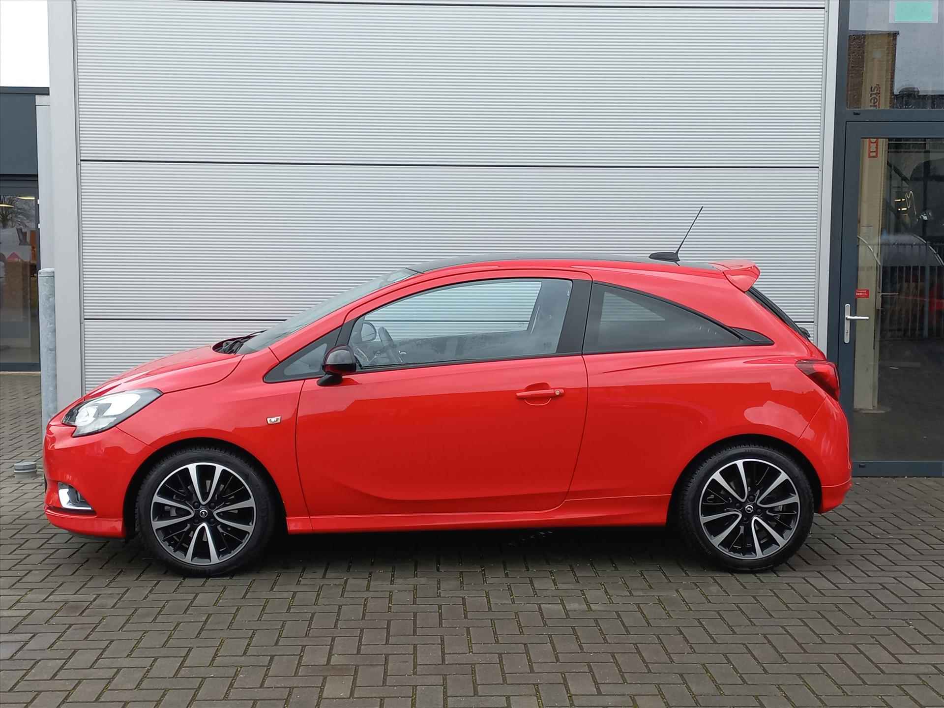 Opel Corsa 1.0T 90pk OPC-LINE | Airco | 17" Lm velgen | navigatie by Apple of Android | Winterpack | Spoilers - 3/40