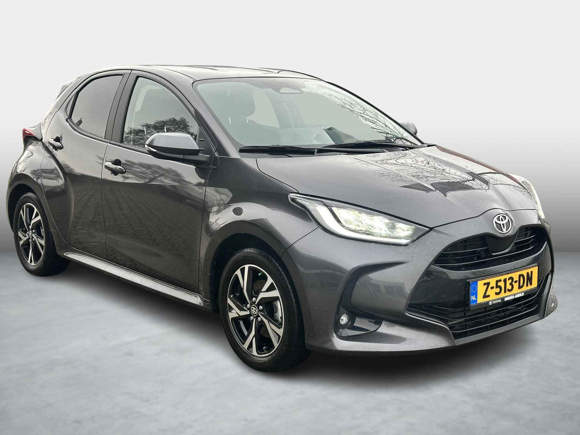 Toyota Yaris 1.5 Hybrid 115 First Edition - 8/26