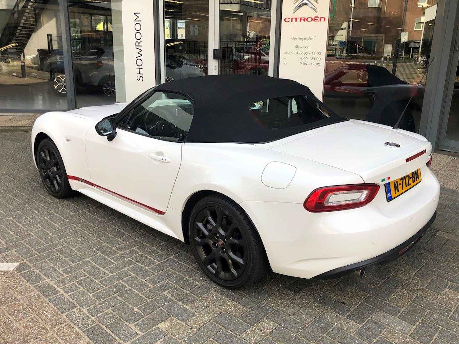 Fiat 124 Spider 140pk Automaat LUSSO - 15/23