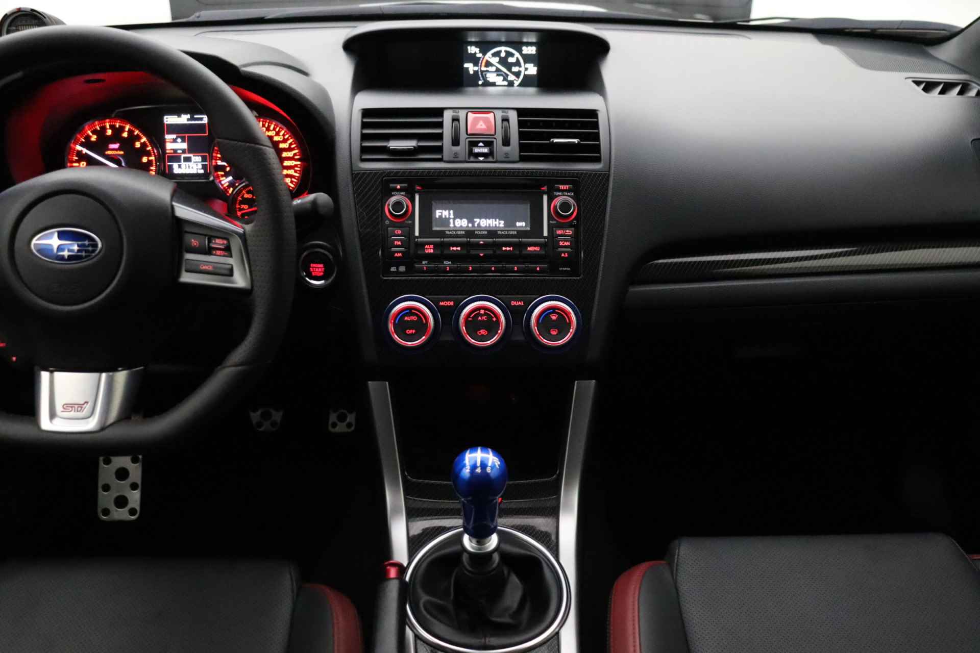 Subaru Impreza WRX STI 2.5 300pk | Leder | Camera | Xenon | Elektrische stoel | Cruise control | Isofix - 17/34