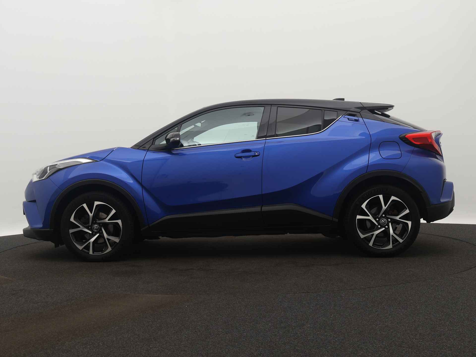 Toyota C-HR 1.2 Bi-Tone - 4/44