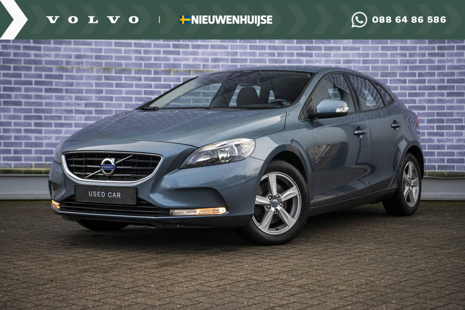 Volvo V40 1.6 T3 Kinetic | Nieuwe distributieriem | Trekhaak |  Parkeersensoren | Stoelverwarming | Climate control |  Parkeer camera  |