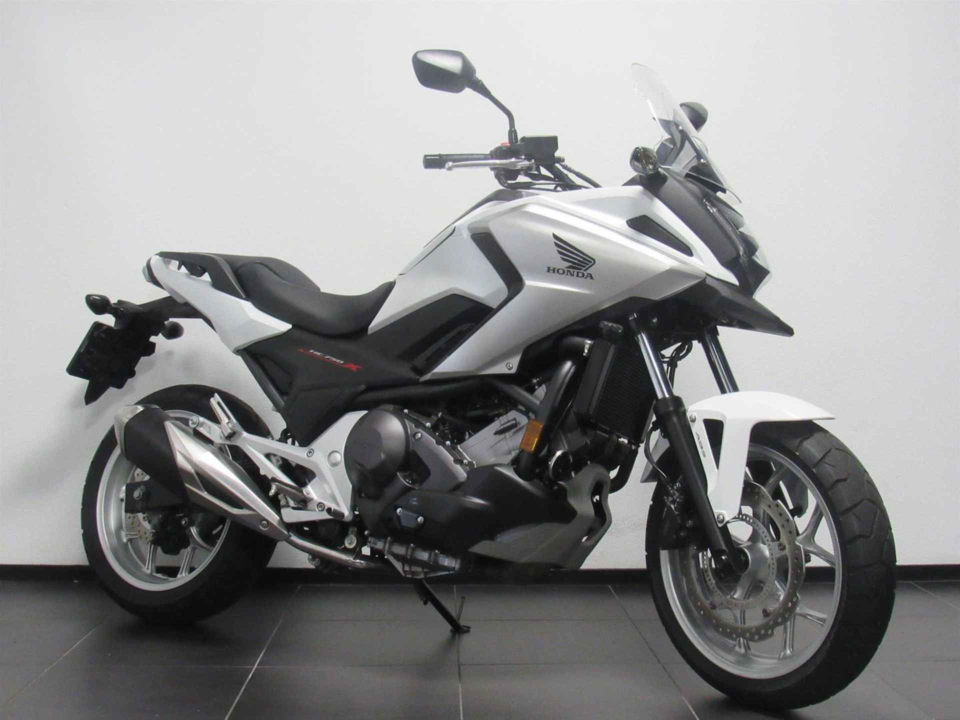 Honda NC 750 X DCT - 2017 - 2/14