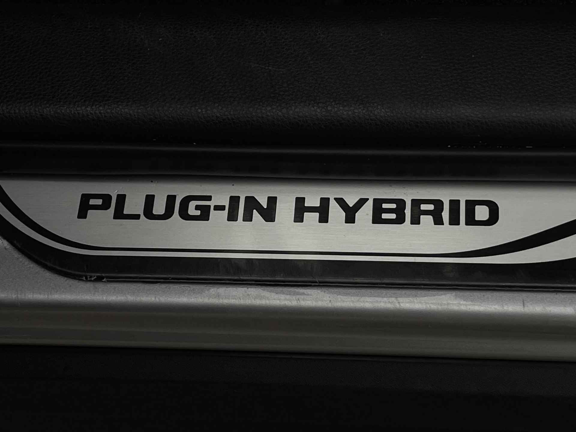 Suzuki Across 2.5 Plug-in Hybrid Style AUTOMAAT | TREKHAAK | LEDEREN BEKLEDING - 13/42