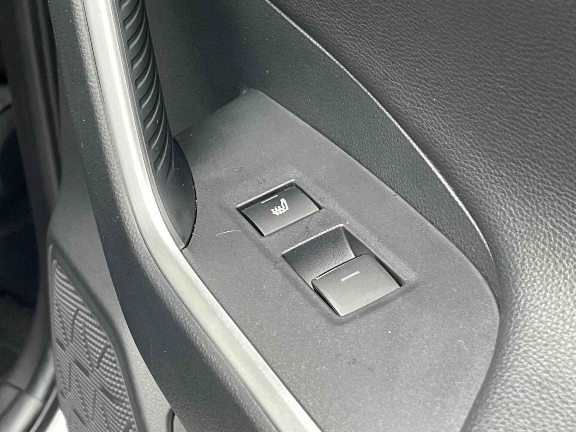 Suzuki Across 2.5 Plug-in Hybrid Style AUTOMAAT | TREKHAAK | LEDEREN BEKLEDING - 32/42