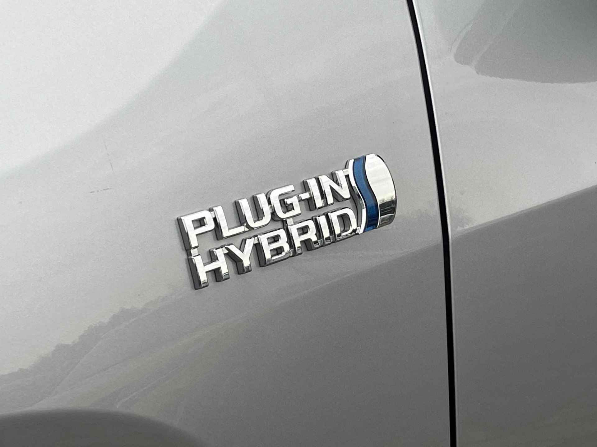 Suzuki Across 2.5 Plug-in Hybrid Style AUTOMAAT | TREKHAAK | LEDEREN BEKLEDING - 34/42