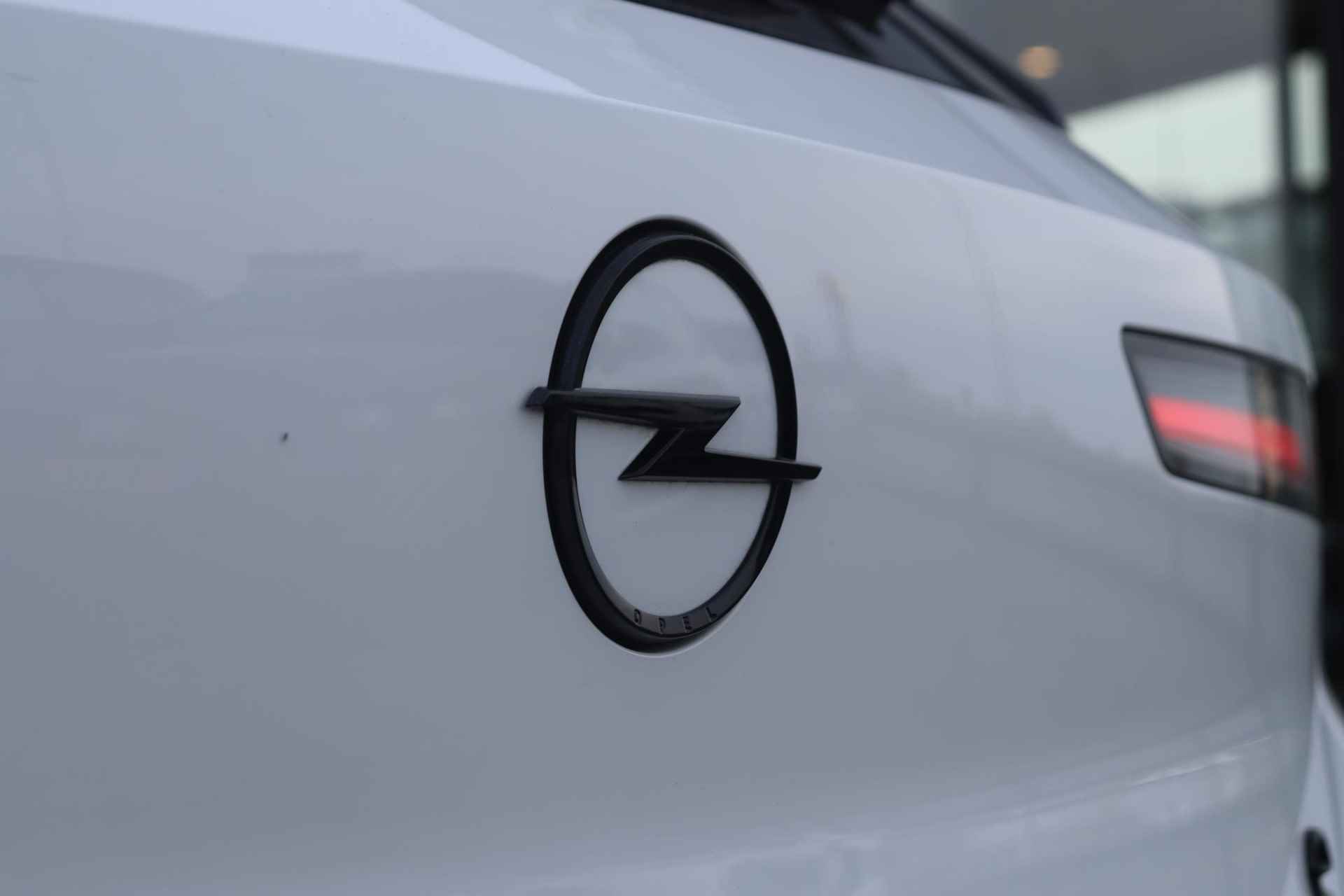 Opel Astra Electric 54 kWh GS Ultimate / Panoramadak / Head-up display / 360 Camera / Alcantara - 6/68