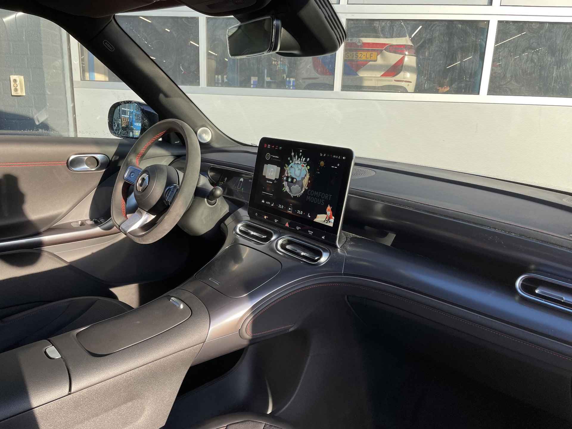 smart #1 BRABUS | Warmtepomp | Panoramadak | CyberSparks LED+ Koplampen | Apple CarPlay | Android Auto | Beats Soundsysteem | Head-up Display | 360° Camera | Sfeerverlichting | Stuurverwarming | Stoelverwarming | Elektrisch Verstelbare Voorstoelen - 3/15