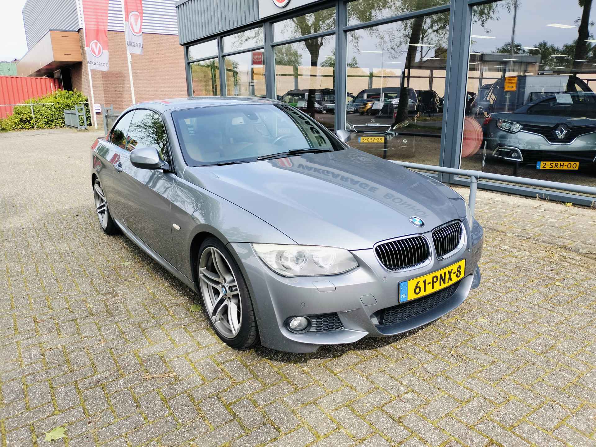 BMW 3 Serie Cabrio 325i LCI-M-NAP - 16/18