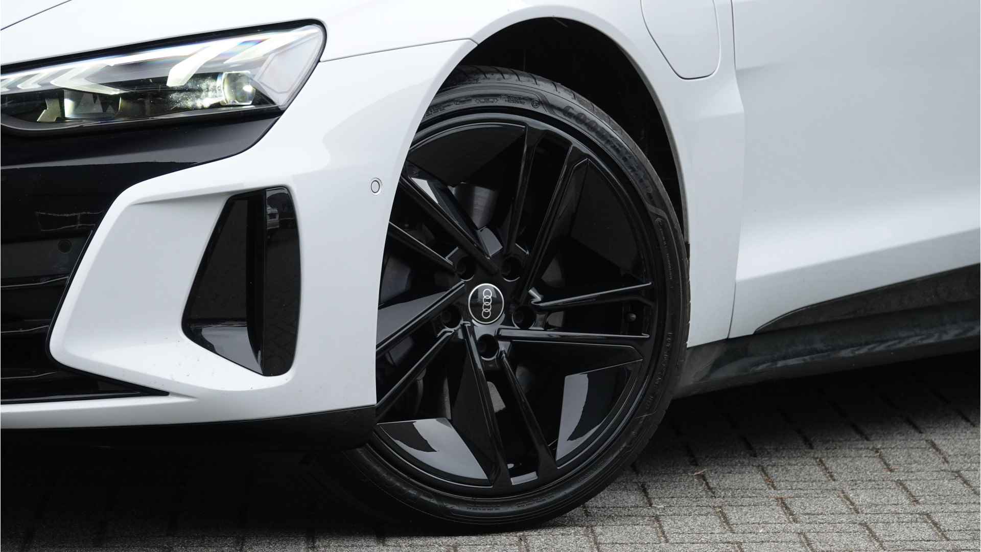 Audi e-tron GT GT 93 kWh | SUZUGAGRIJS | Assistentiepakket | Head Up | incl. BTW | - 3/9