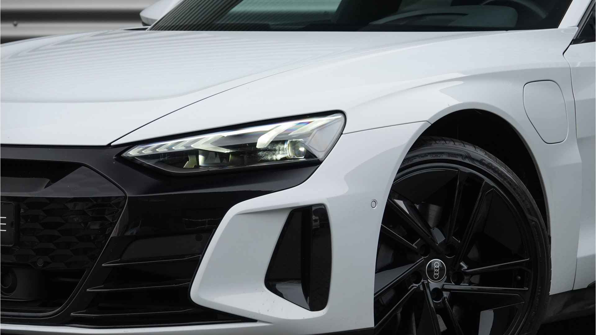 Audi e-tron GT GT 93 kWh | SUZUGAGRIJS | Assistentiepakket | Head Up | incl. BTW | - 7/9