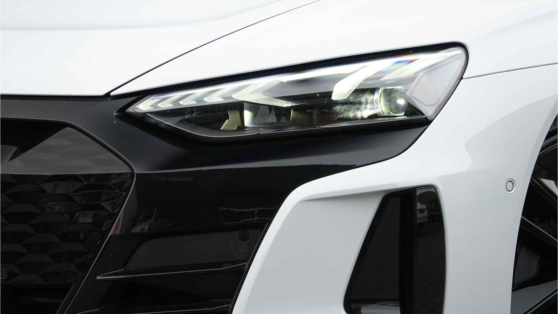 Audi e-tron GT GT 93 kWh | SUZUGAGRIJS | Assistentiepakket | Head Up | incl. BTW | - 9/9