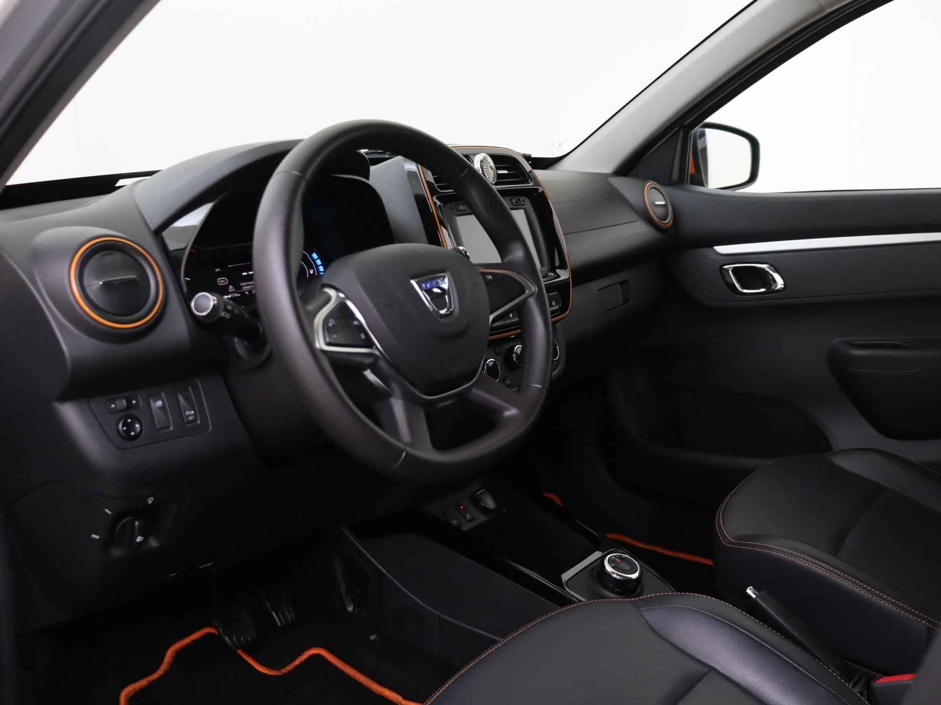 Dacia Spring Comfort Plus (Orange Pack) 27 kWh Airco / Navigatie / Camera - 9/27