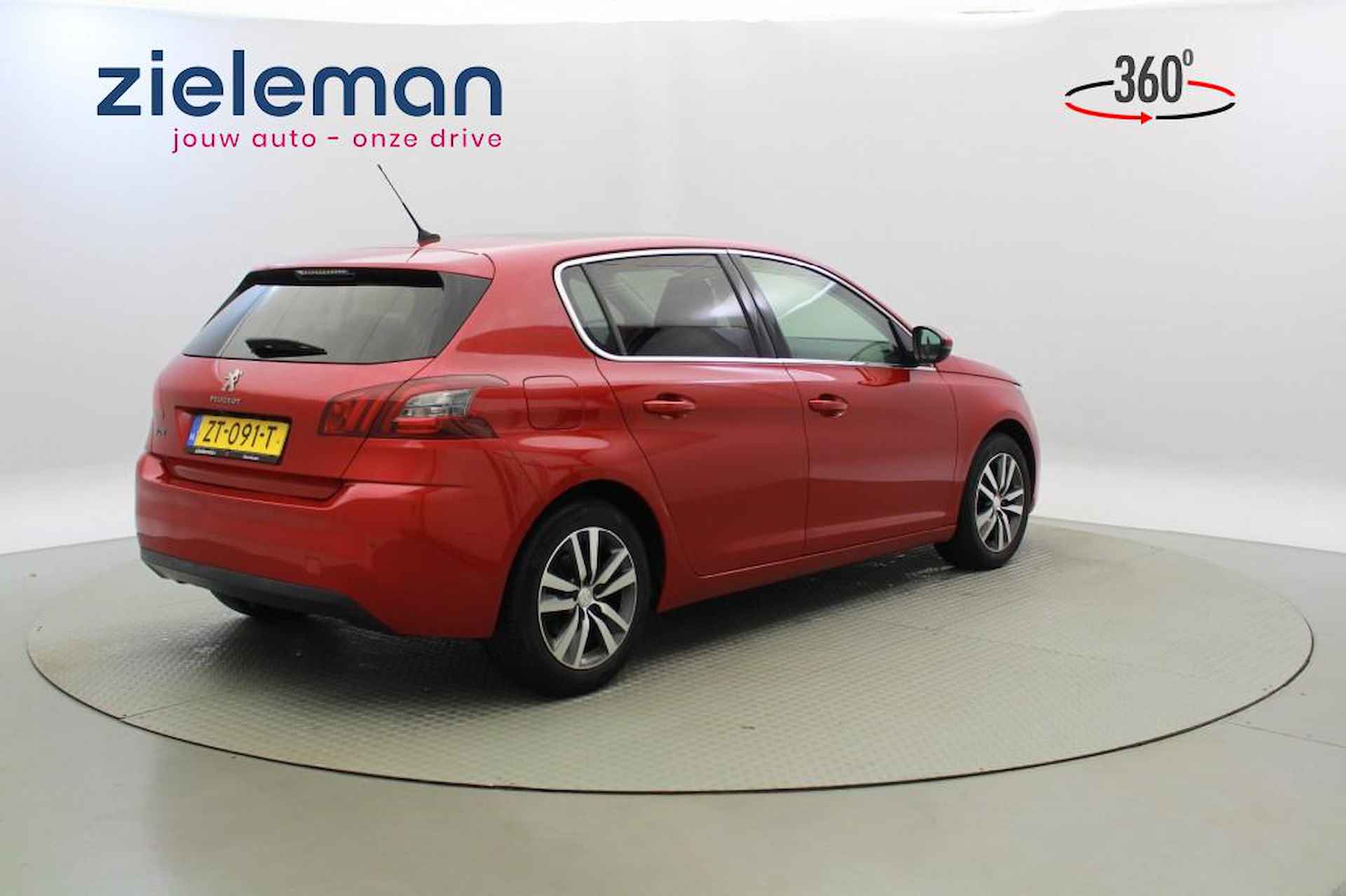 PEUGEOT 308 1.2 Premium Automaat - Panorama, Trekhaak, Carplay, Camera - 18/42