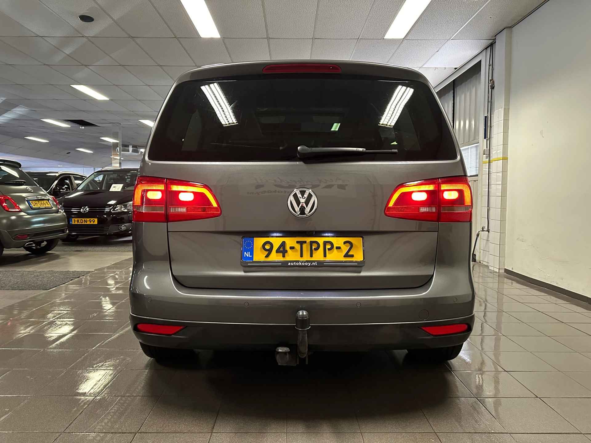 Volkswagen Touran 1.4 TSI Cross Highline * Automaat / 7 Persoons / Panoramadak / Trekhaak / NL Auto * - 4/24