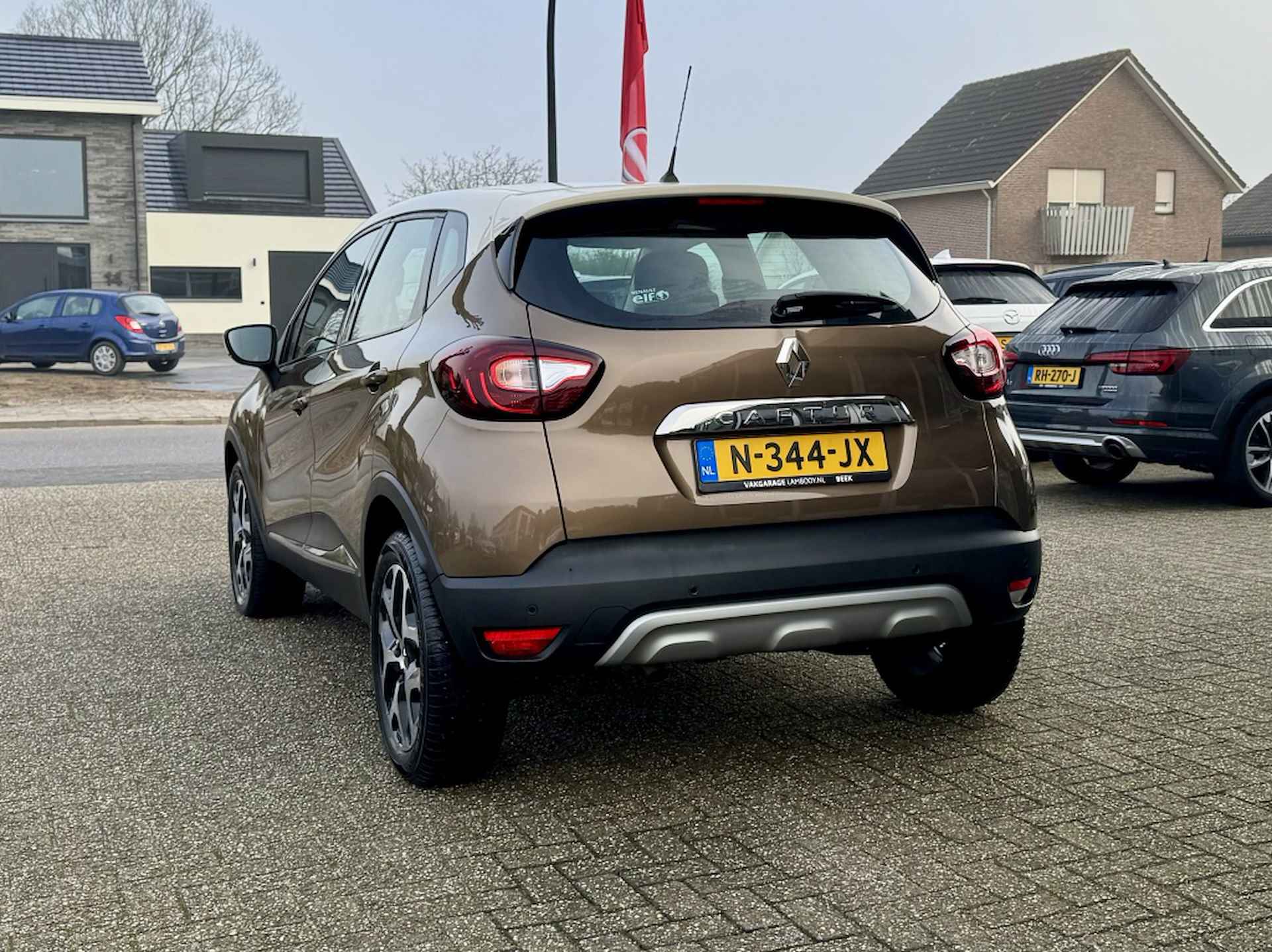 Renault Captur 1.2 TCe Intens Automaat Camera Navi Cruise - 12/25