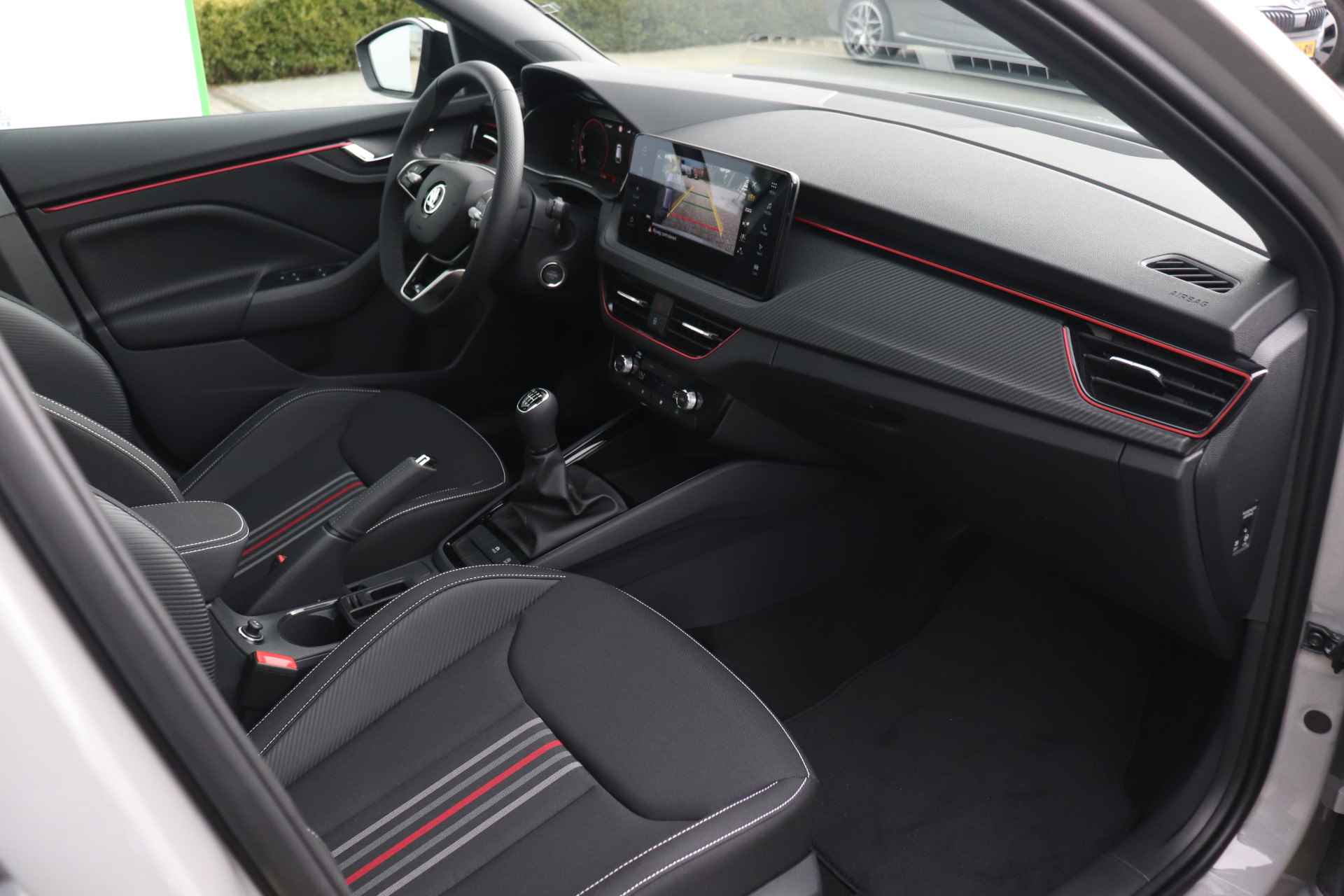 Škoda Scala 1.0 TSI Monte Carlo | Panorama dak | Navigatie | Adaptieve cruise control | Elektrische achterklep | Virtual cockpit | 18 inch - 13/34