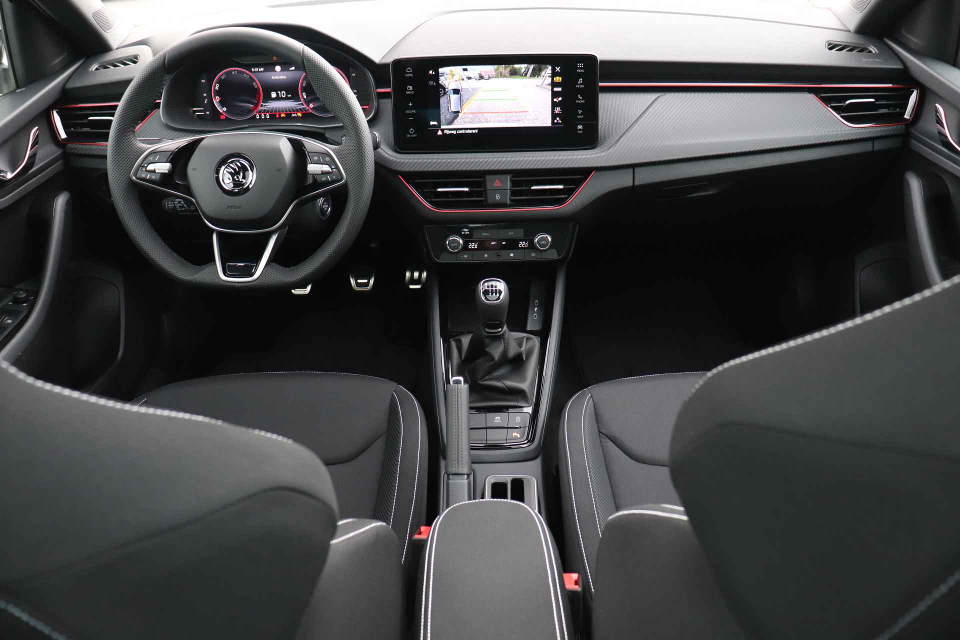 Škoda Scala 1.0 TSI Monte Carlo | Panorama dak | Navigatie | Adaptieve cruise control | Elektrische achterklep | Virtual cockpit | 18 inch - 18/34