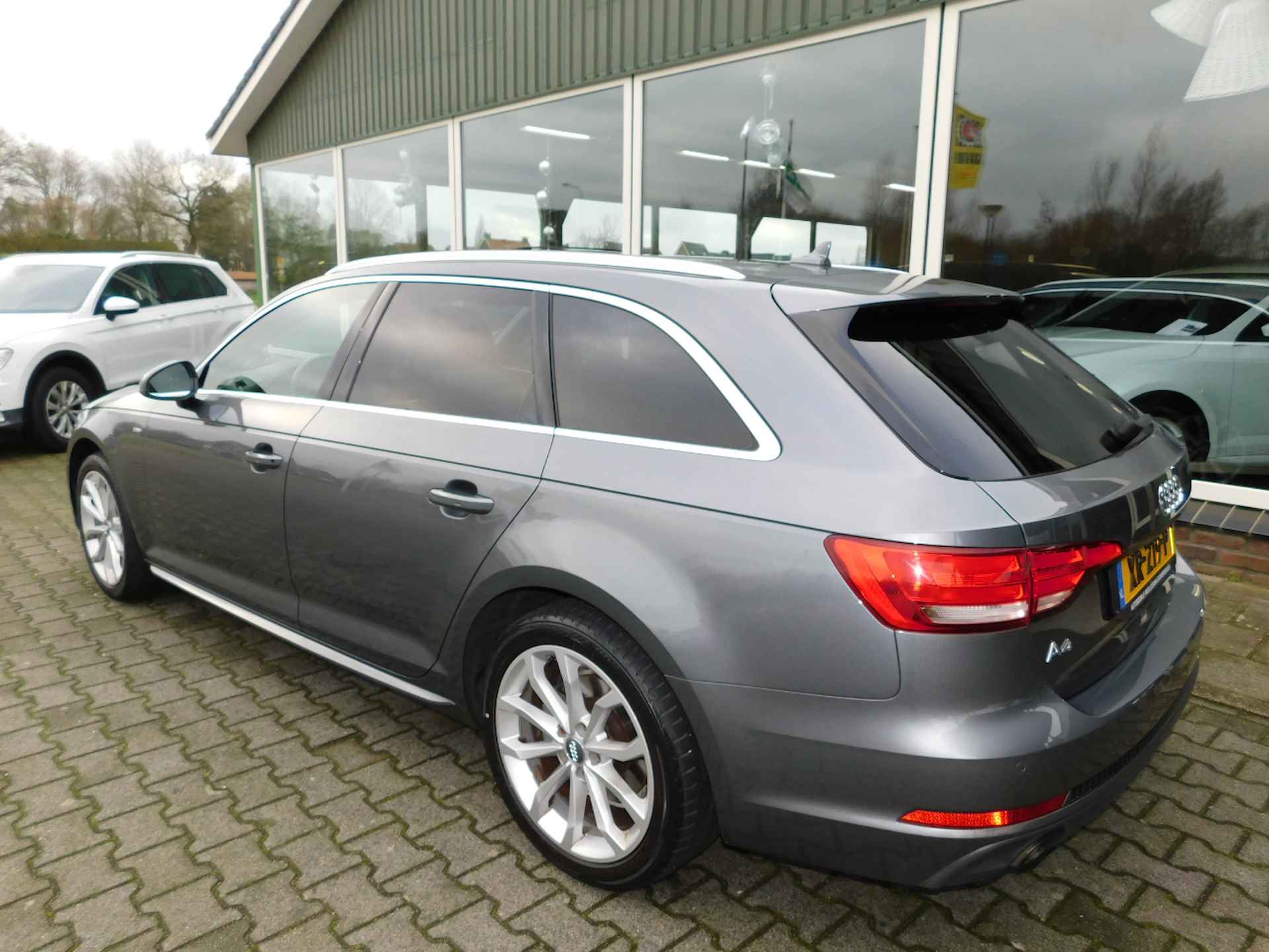 Audi A4 AVANT 1.4TFSI Sport S-line! All-in Prijs! 44000KM!!! - 8/31