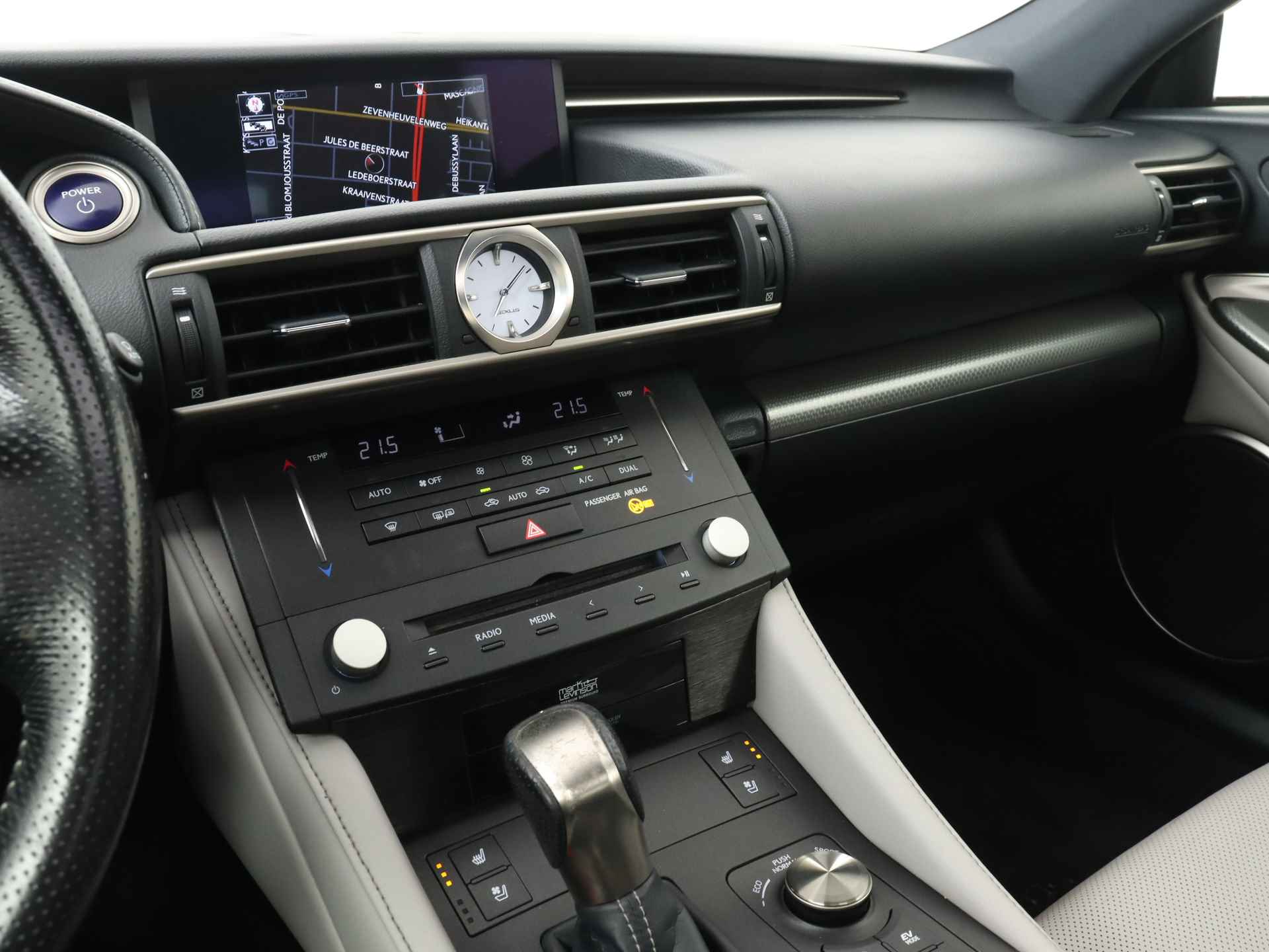 Lexus RC 300h F-Sport Limited | Mark Levinson | Schuifdak | Stoelverwarming en -ventilatie | - 8/45