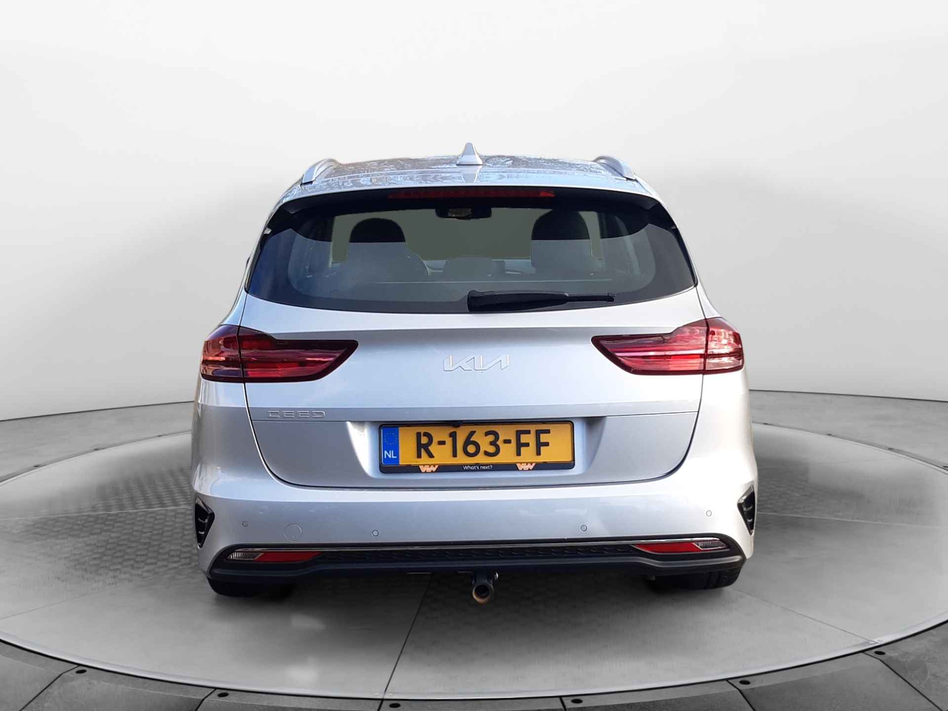 Kia Ceed Sportswagon 1.5 T-GDi DynamicLine (160PK) 1e Eigenaar, Kia-Dealer-Onderhouden, NL-Auto, Trekhaak, 12-Mnd-Bovag, Navigatie/Apple-Carplay/Android-Auto, Airco/Climate, Adaptieve-Cruiscontrol, NL-Auto - 26/33