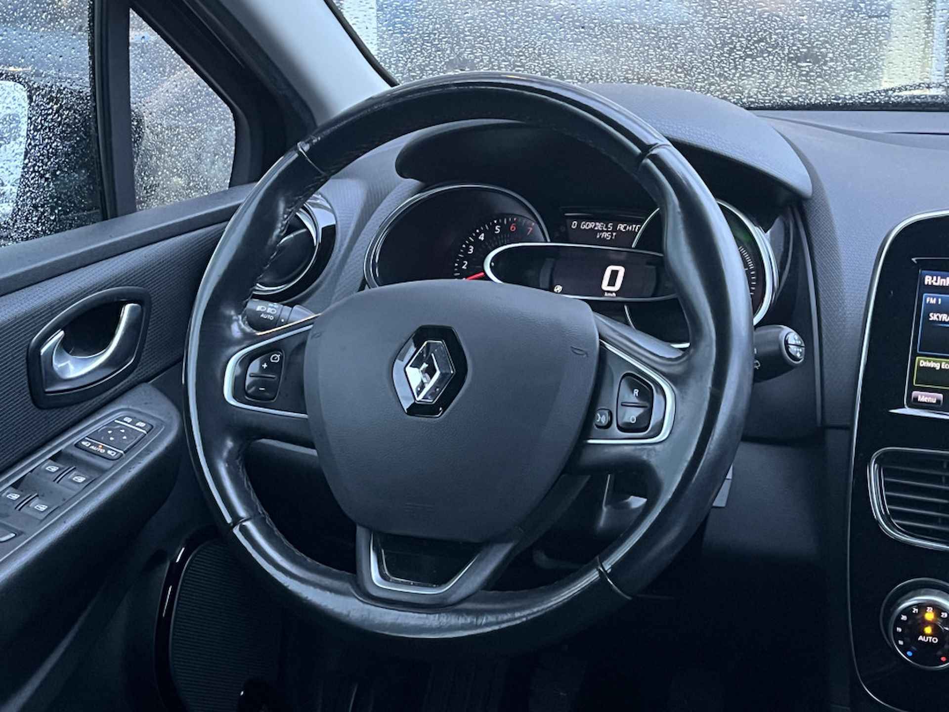 Renault Clio 0.9 TCe Intens | Trekhaak Afn | NL Auto | Navigatie | Climate Control | Camera | Parkeersensoren V+A | Bluetooth | DAB - 16/31