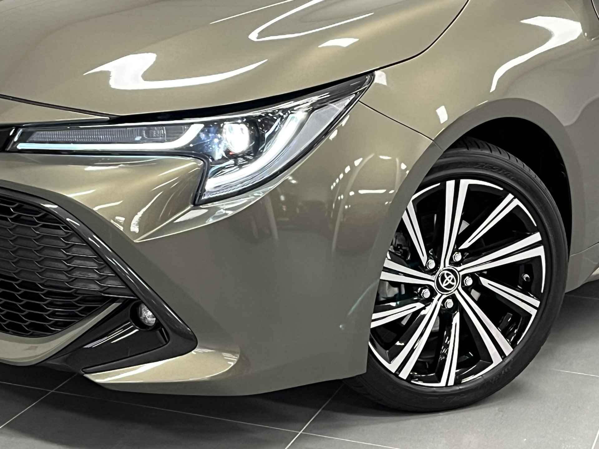 Toyota Corolla Touring Sports 1.8 Hybrid Dynamic FULL LED | NAVIGATIE | KEYLESS | ELEKTRISCHE ACHTERKLEP | COMPLETE AUTO! - 12/41