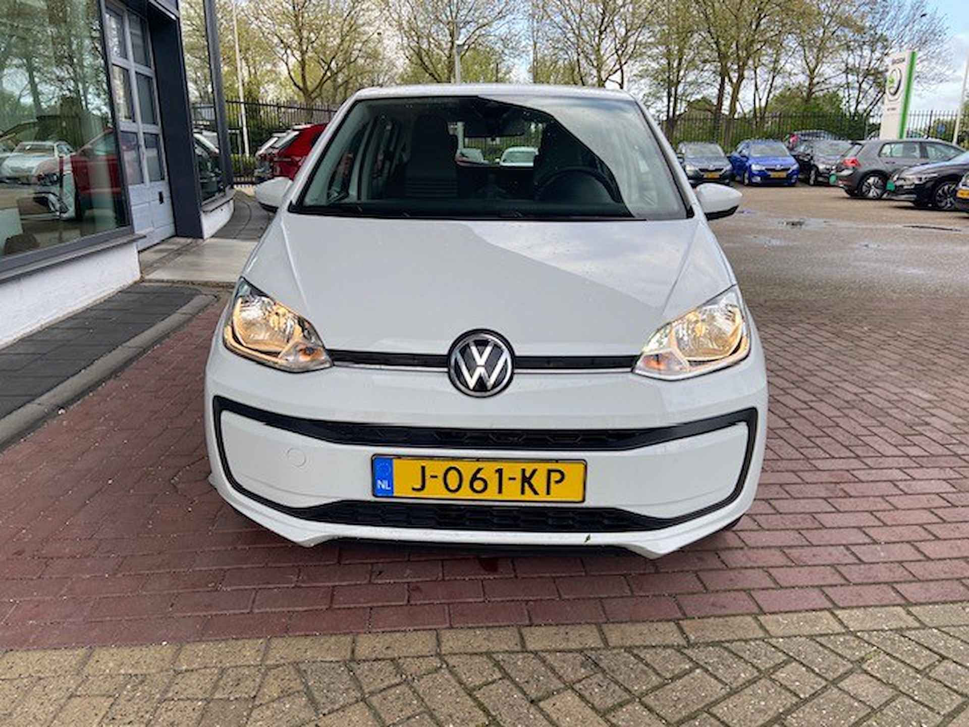 Volkswagen up! 1.0 BMT move up! / Climatronic/ Camera/ Parkeersensor A - 6/16