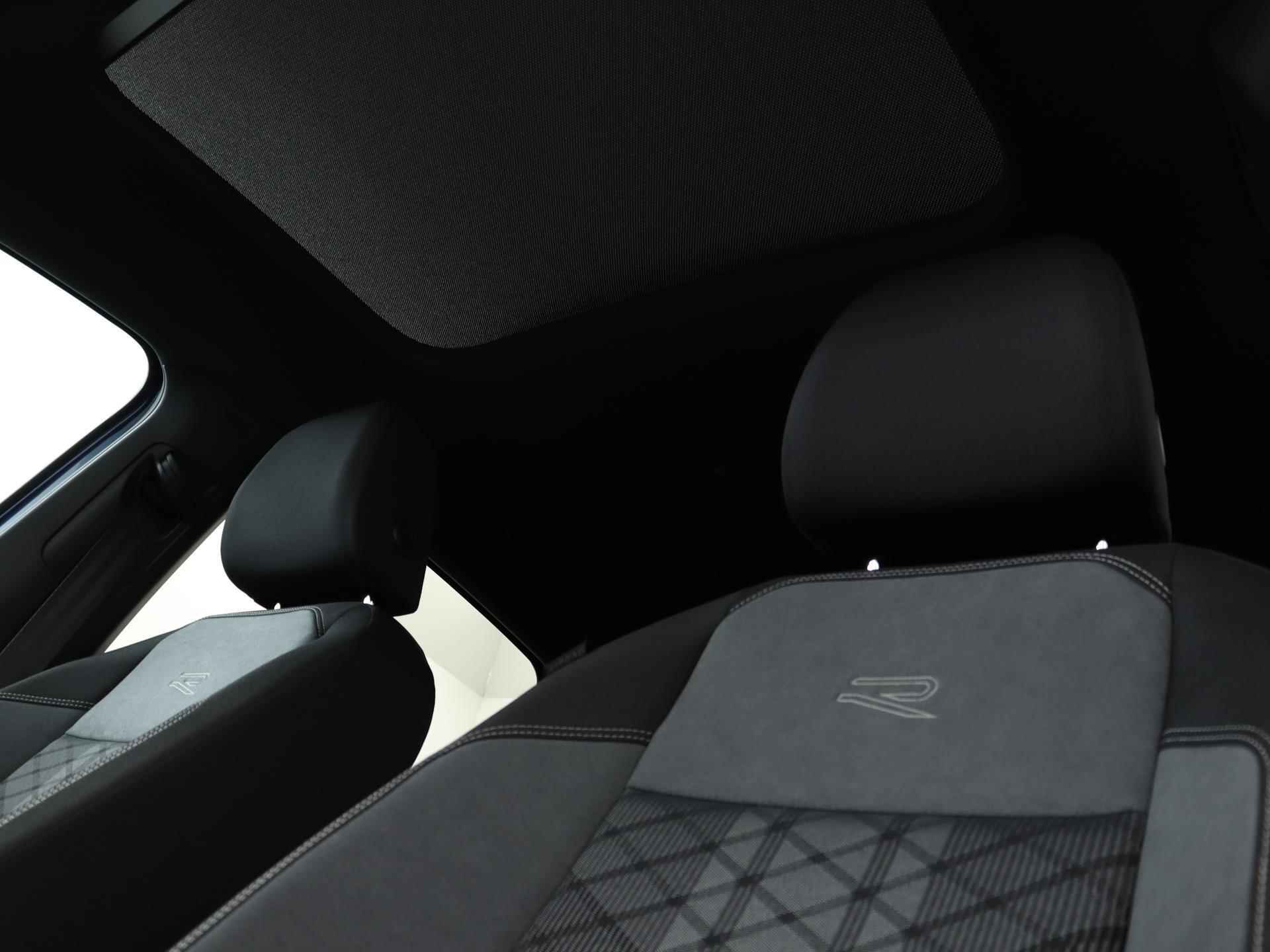 Volkswagen Taigo 1.5 TSI 150PK R-Line Business DSG | Pano.Dak | IQ.Light | Navi | Camera | Keyless | Adaptive Cruise | Stoelverwarming | Apple CarPlay | 18" LM 'Misano' | Getint Glas | - 52/53