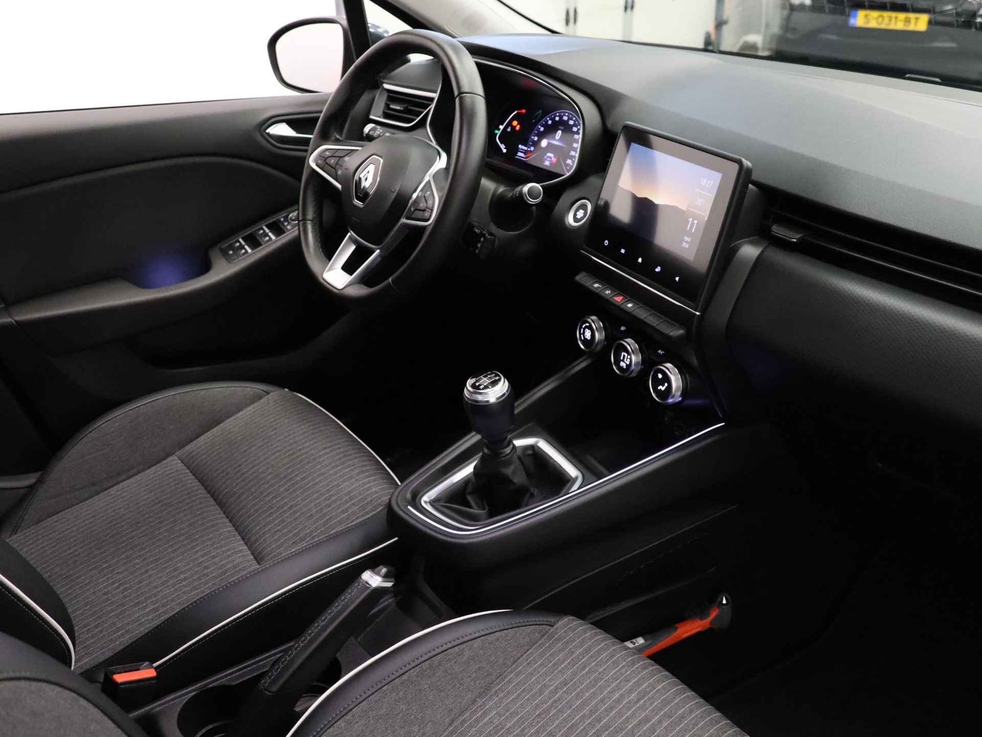 Renault Clio 1.0 TCe Bi-Fuel Intens | Trekhaak | Parkeersensoren achter | Automatische airco | Apple Carplay / android Auto | - 15/38