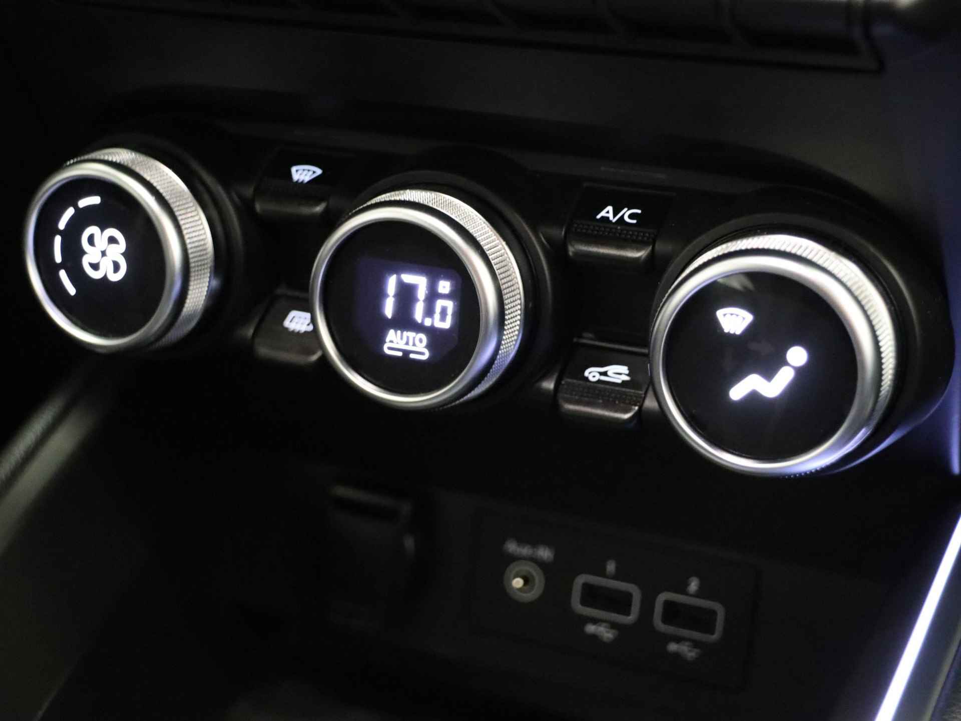 Renault Clio 1.0 TCe Bi-Fuel Intens | Trekhaak | Parkeersensoren achter | Automatische airco | Apple Carplay / android Auto | - 21/38