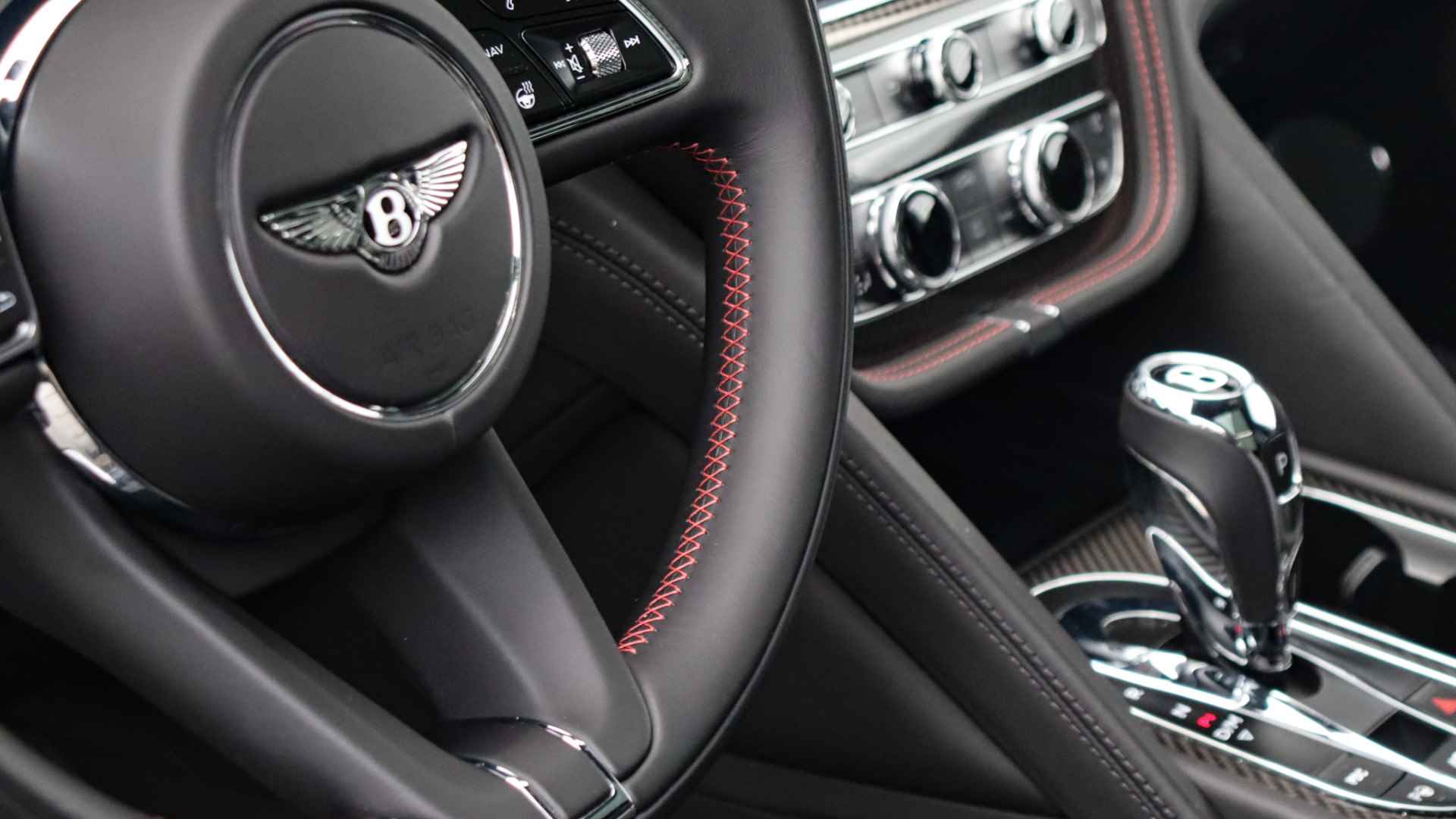 Bentley Bentayga 4.0 V8 First Edition | Ceramic | Massage | Carbon | Night-Vision | Standkachel | Head-up | Blackline - 8/44