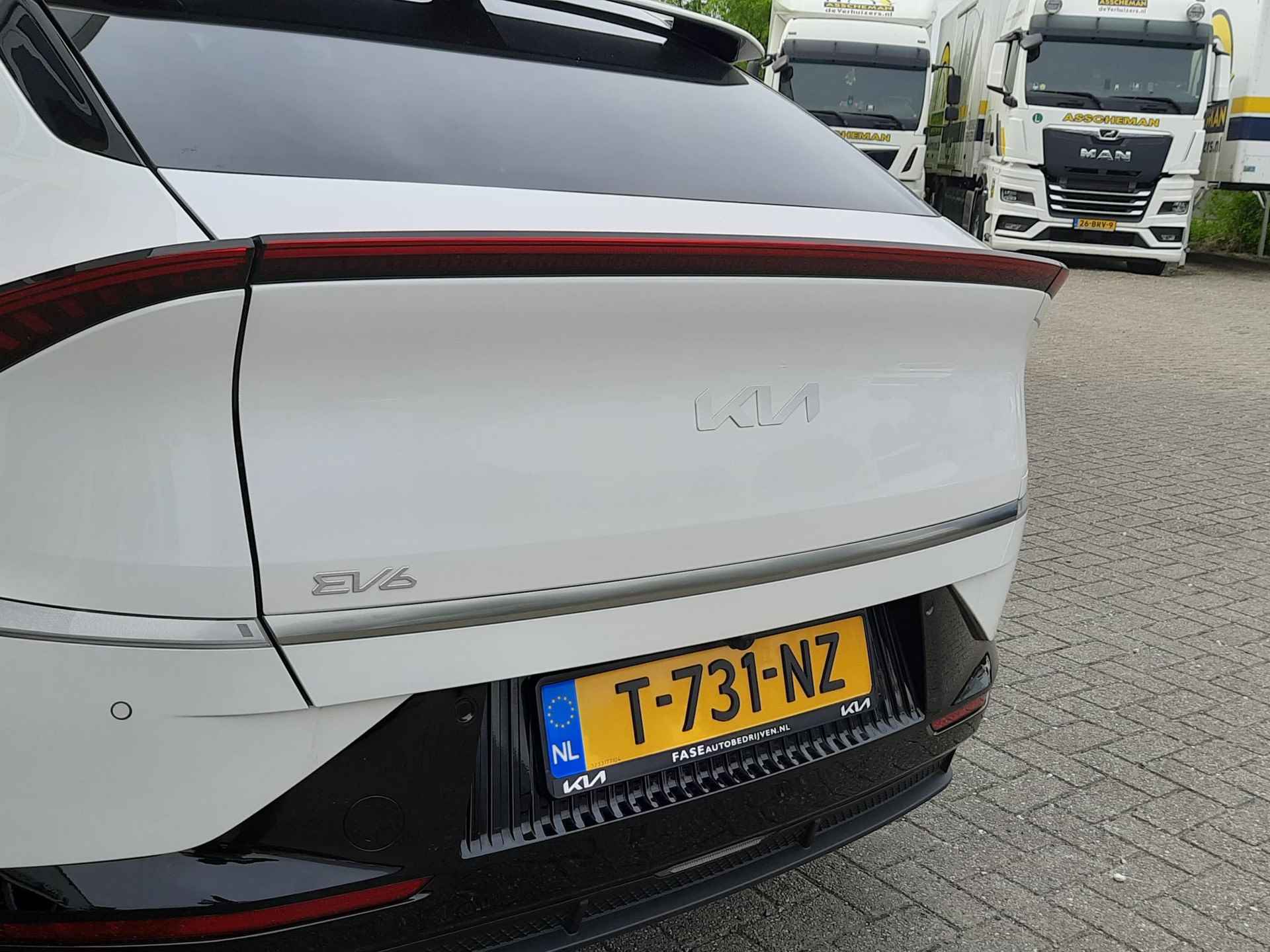 Kia EV6 Plus Advanced 77.4 kWh | Schuif-/kanteldak | Navi | Clima | Adapt. Cruise | Carplay | 20'' LM | Stoelverwarming en Verkoeling - 23/26