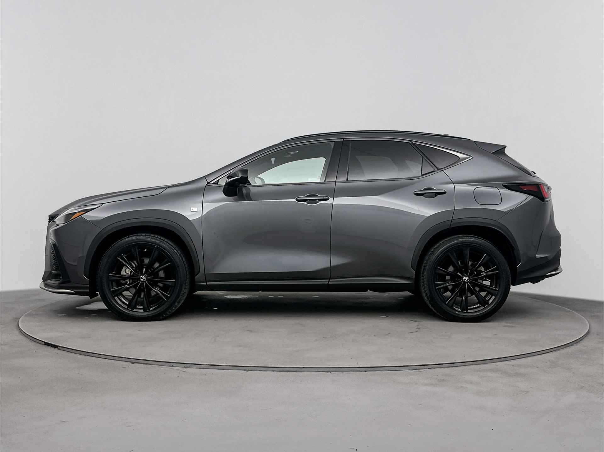 Lexus NX 450h+ AWD F Sport Line Limited | Schuifdak | Lederen bekleding | Draadloze telefoonlader | - 26/39