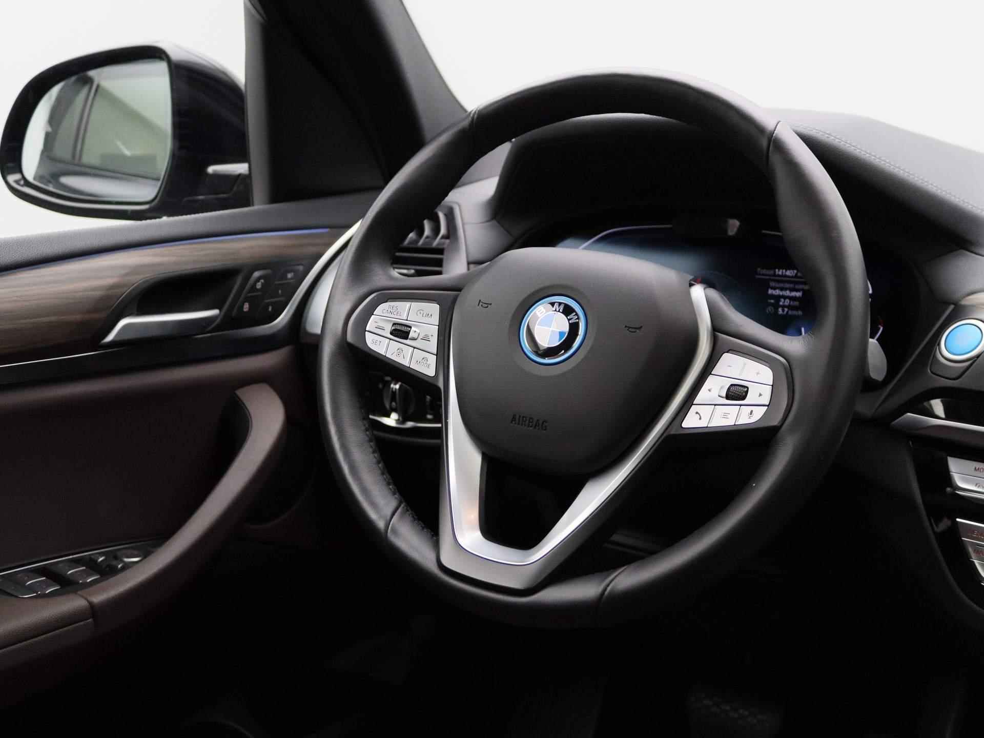 BMW iX3 Executive 80 kWh | Navigatie | Lederen Bekleding | Lichtmetalen Velgen | Panoramadak | Parkeersensoren | LED | Camera | - 10/46