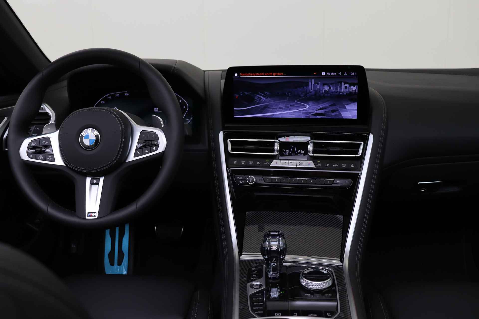 BMW 8 Serie 840i High Executive M Sport Automaat / M sportstoelen / Live Cockpit Professional / Stoelventilatie / Comfort Access / Laserlight / Parking Assistant Plus - 22/68