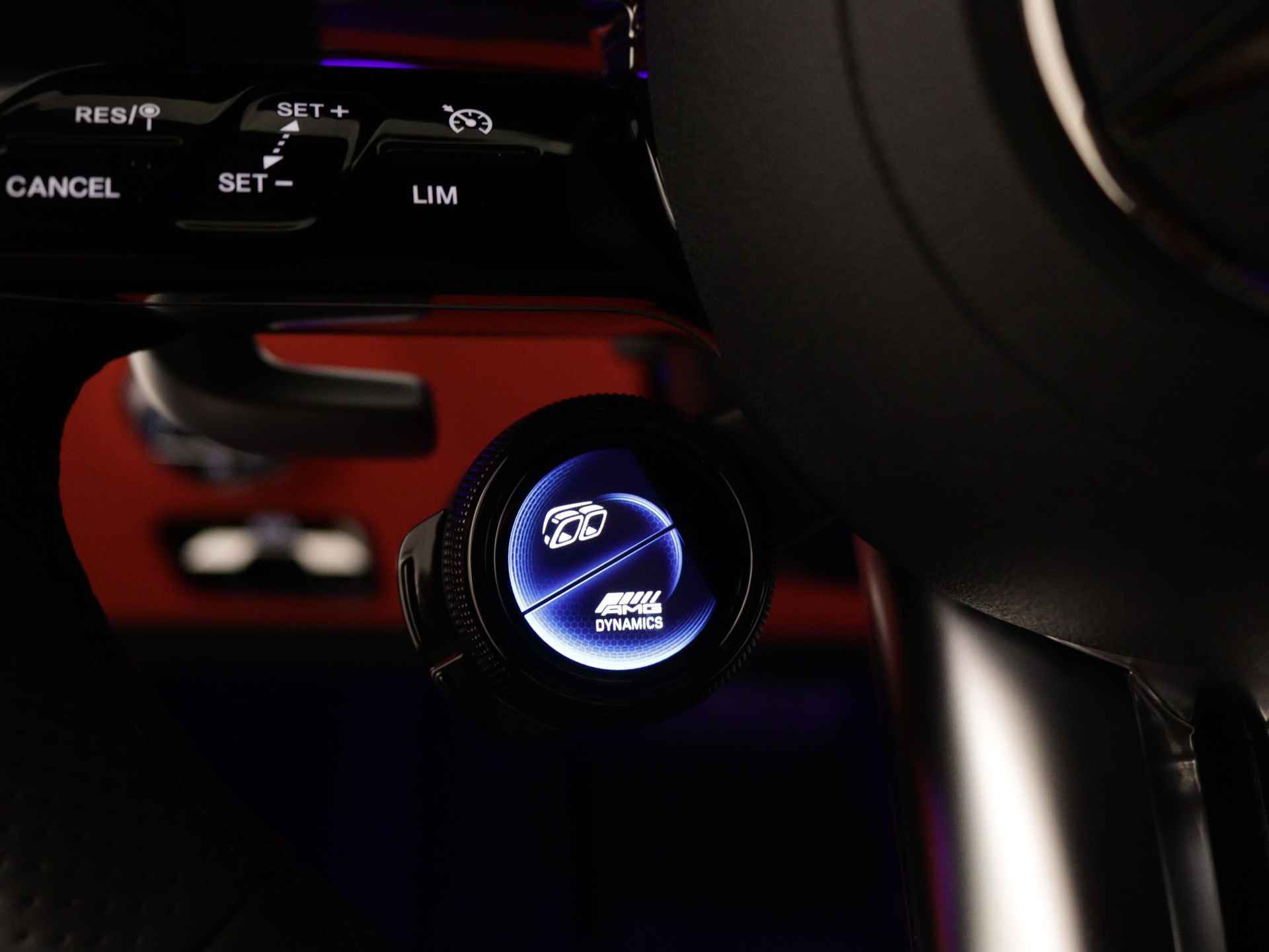 Mercedes-Benz SL-Klasse Roadster 43 | AMG Carbon | 21 inch AMG-velgen | AMG Nightpakket II | Premium Plus pakket | Burmester Surround Sound systeem | Head-up display | - 15/48