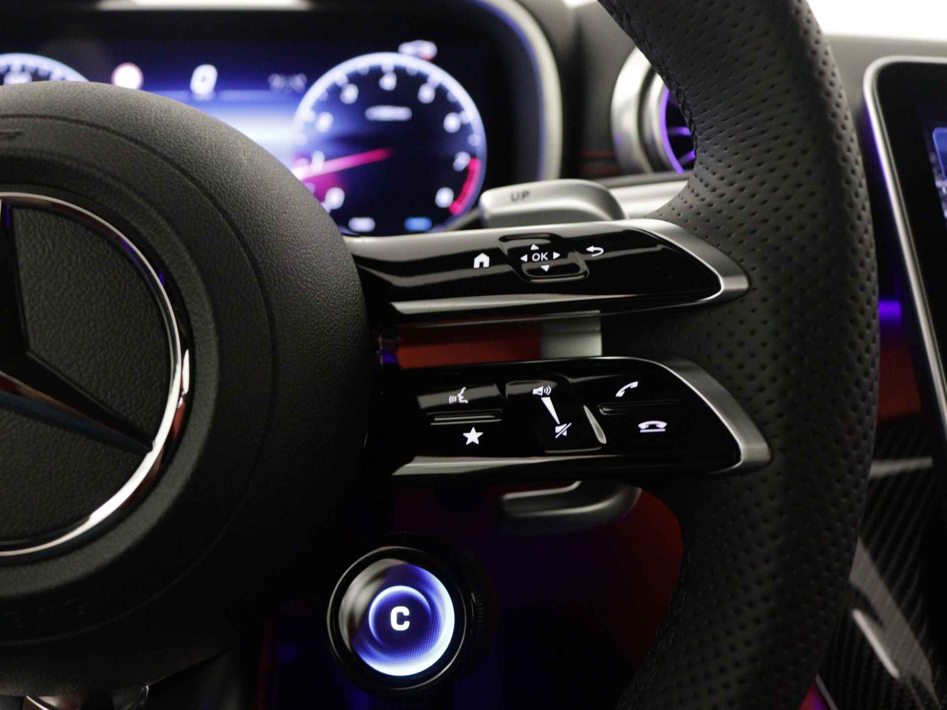Mercedes-Benz SL-Klasse Roadster 43 | AMG Carbon | 21 inch AMG-velgen | AMG Nightpakket II | Premium Plus pakket | Burmester Surround Sound systeem | Head-up display | - 19/48