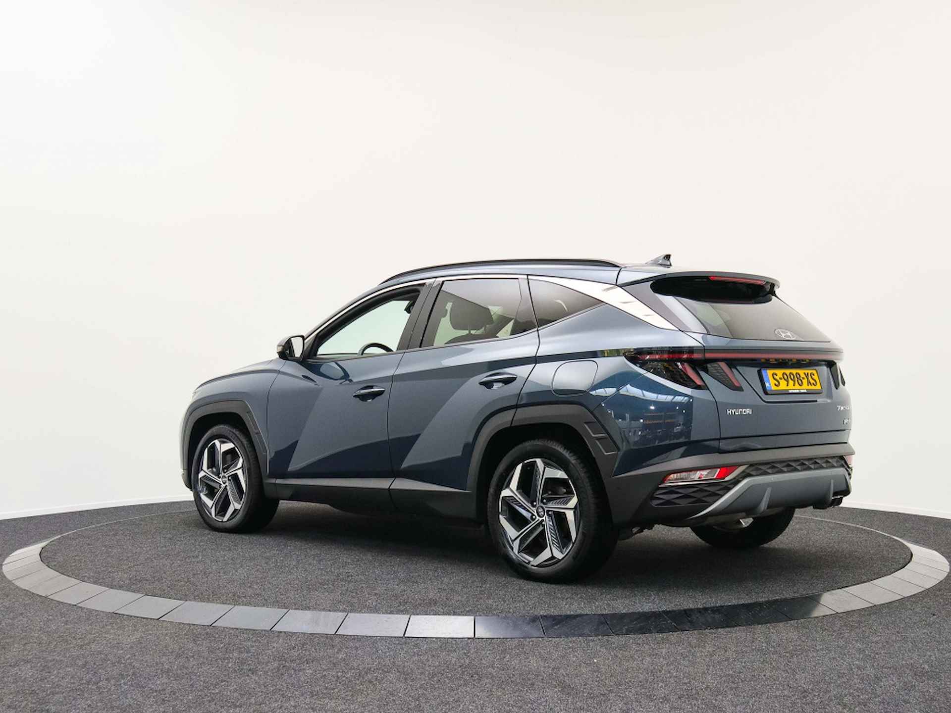 Hyundai Tucson 1.6 T-GDI PHEV Premium | Private lease 699 p.m. - 2/49