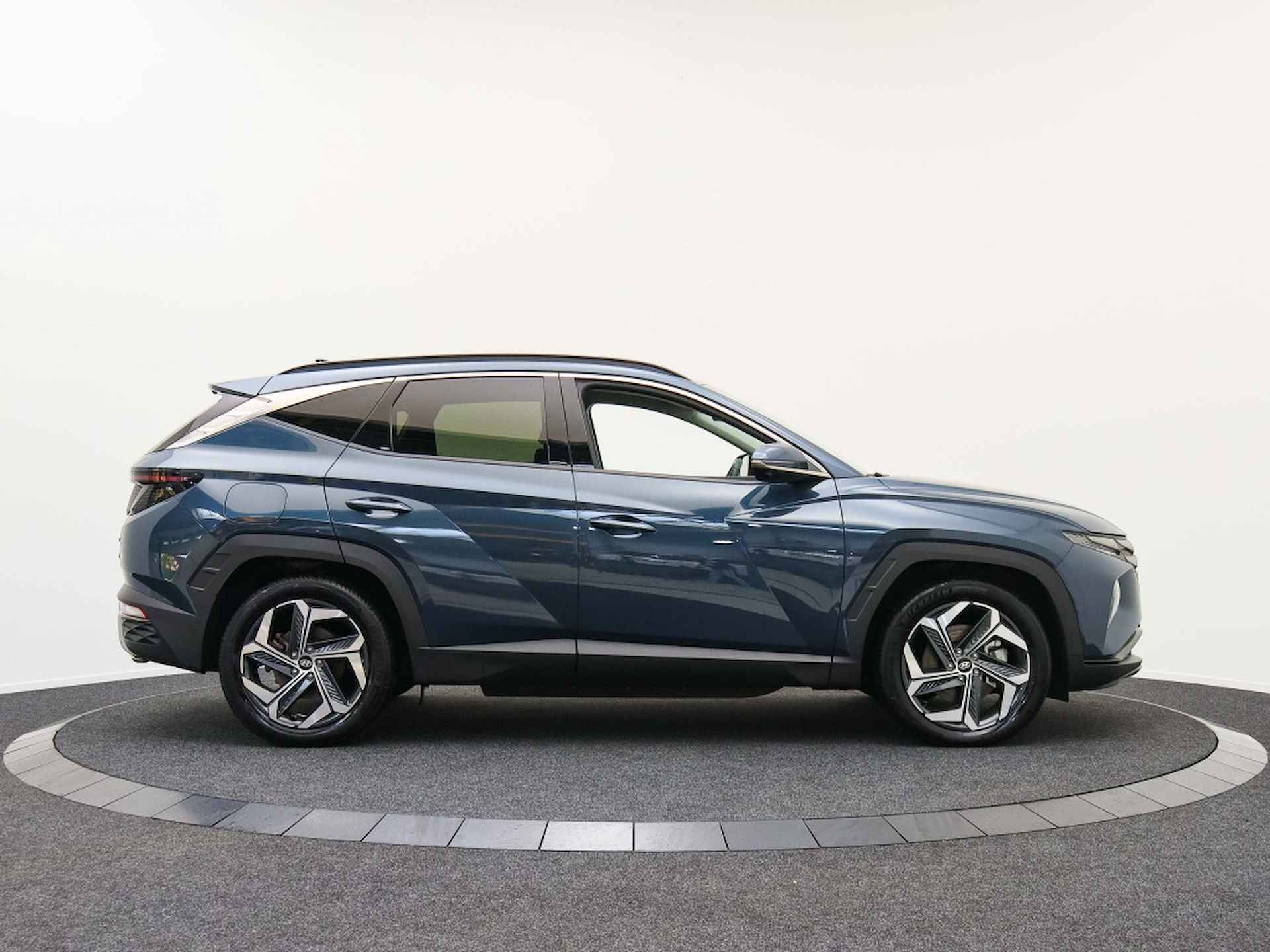 Hyundai Tucson 1.6 T-GDI PHEV Premium | Private lease 699 p.m. - 6/49