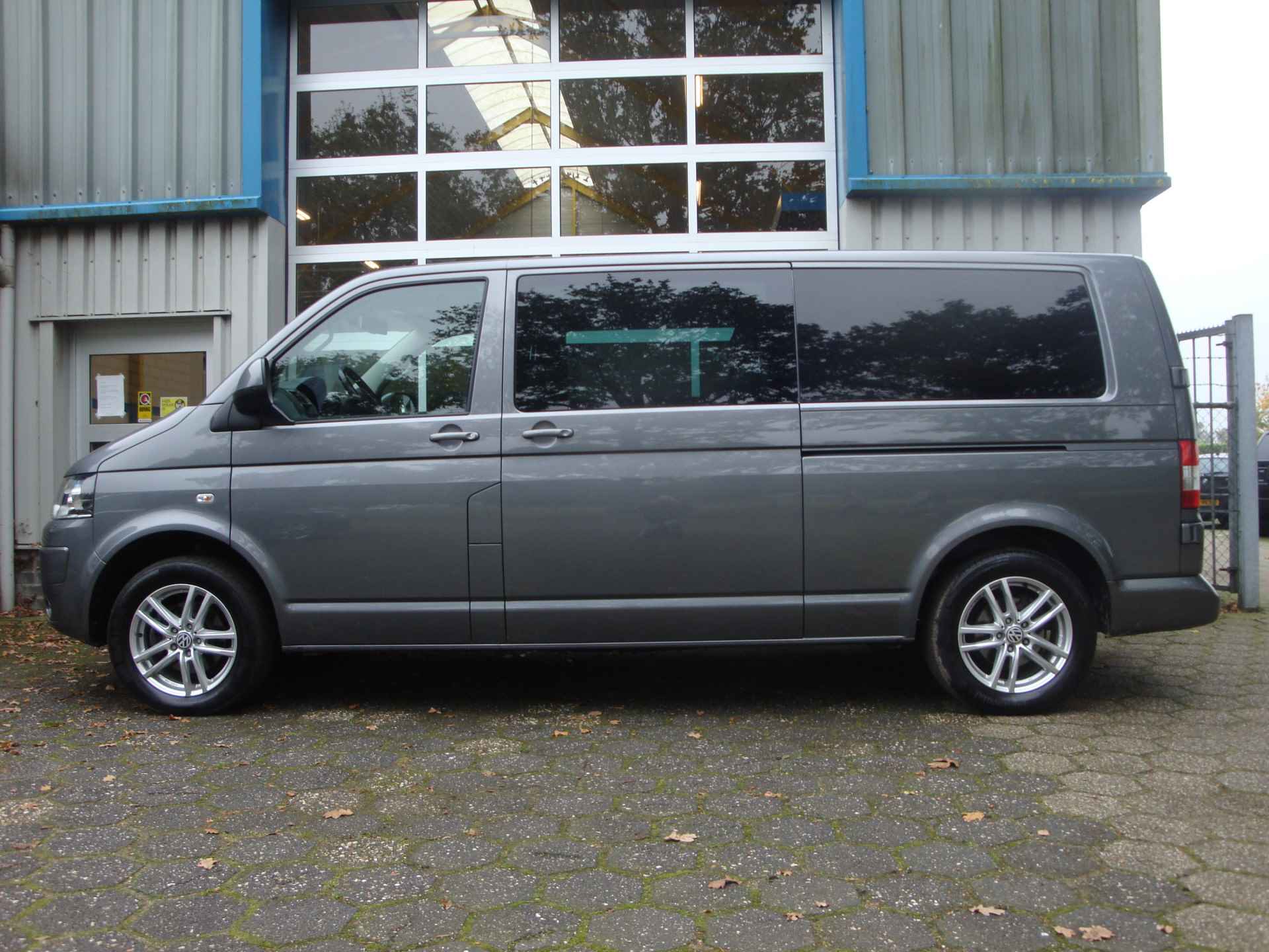 Volkswagen Transporter 2.0 TDI L2H1 DC Comfortline / Dubbele Cabine - 2/24