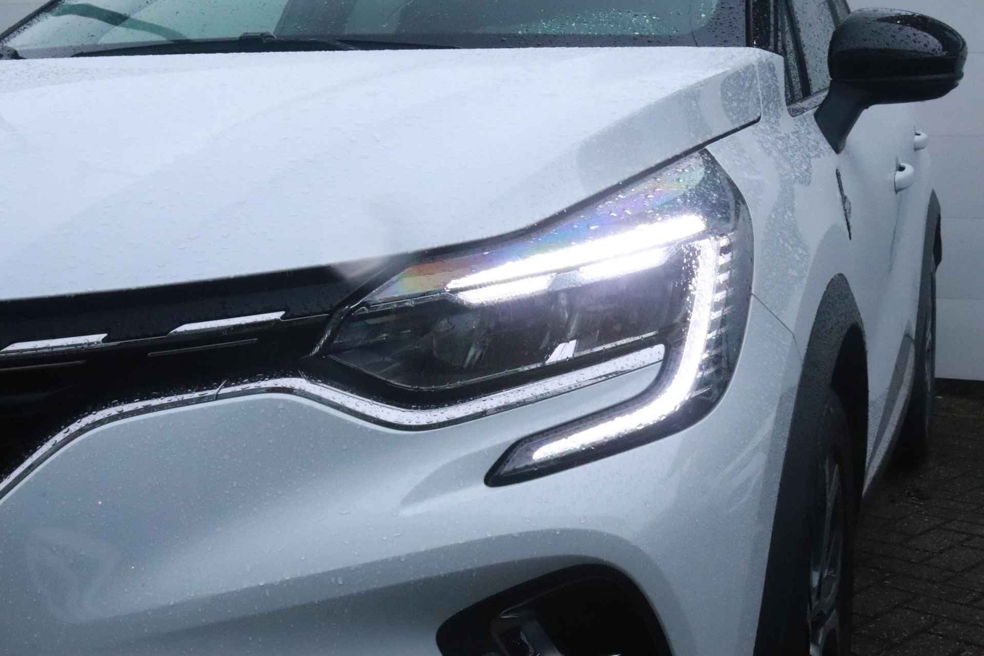 Renault Captur 1.3 Mild Hybrid 160 EDC Techno | Hoge Instap | Automaat | PDC V+Camera | Navi | Climate | Cruise | Lane Assist | Geen Import! - 19/47