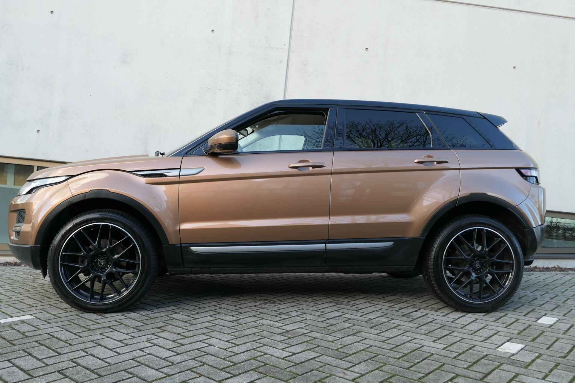 Land Rover Range Rover Evoque 2.0 Si 4WD Prestige 5drs Alcantara PDC Stoelverwarming Xenon Clima - 2/25