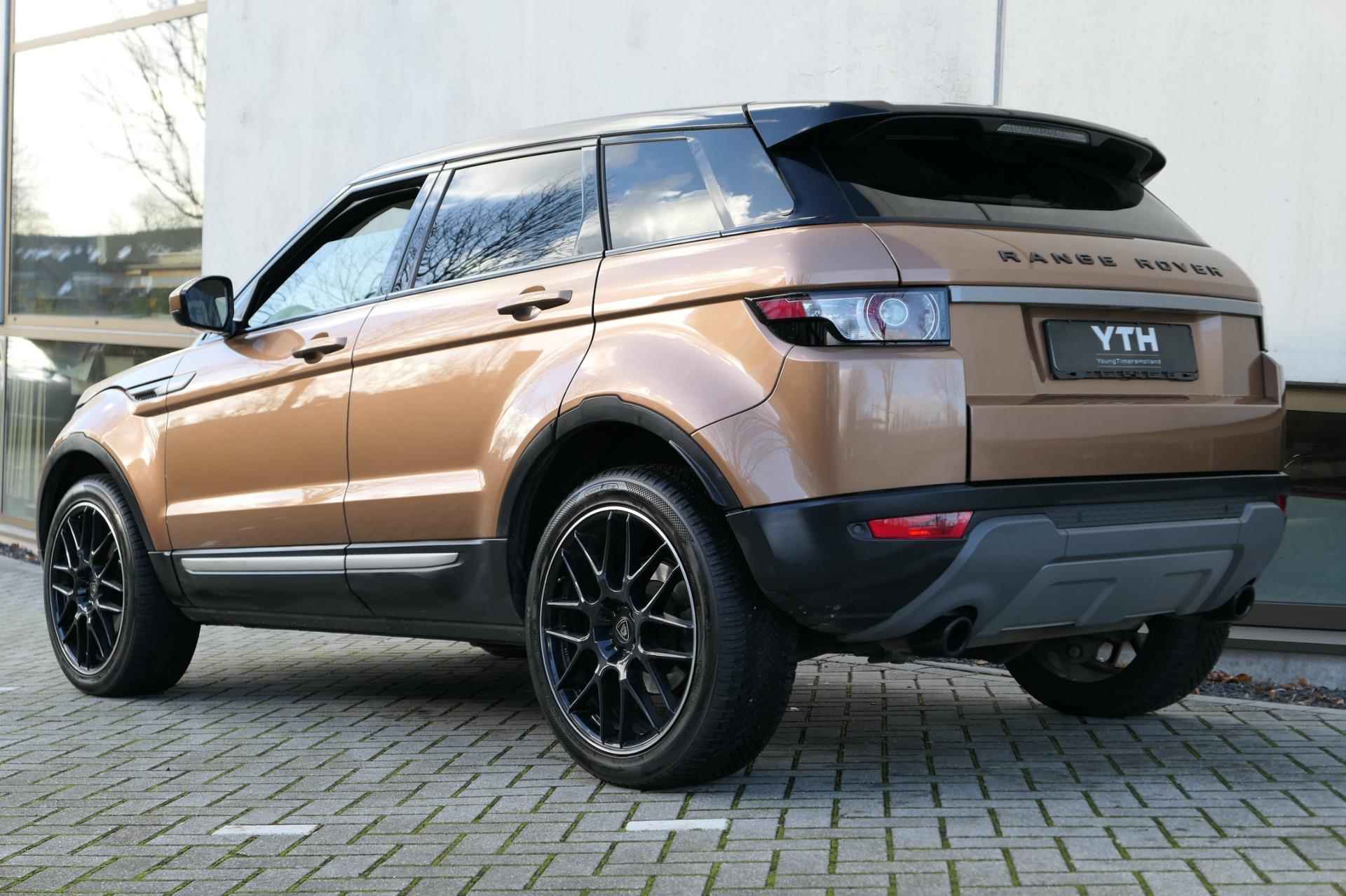 Land Rover Range Rover Evoque 2.0 Si 4WD Prestige 5drs Alcantara PDC Stoelverwarming Xenon Clima - 3/25