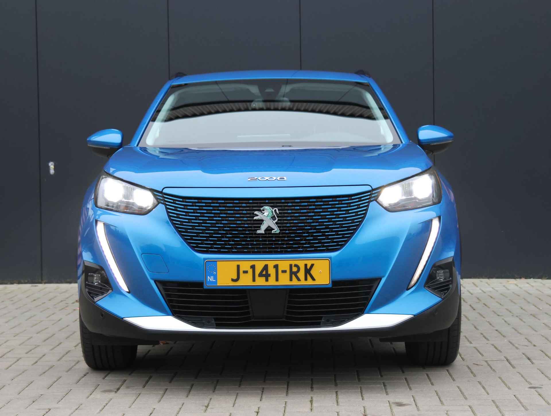 Peugeot e-2008 Allure 50kWh (1ste eig./PRIJS ex.2.000 SUBSIDIE/Camera/NAV./Climate/LED/Keyless) - 38/41