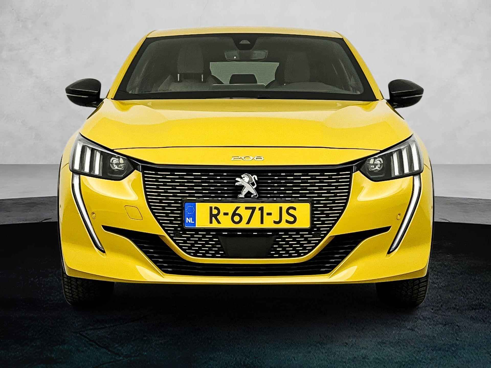 Peugeot e-208 EV GT Pack 50 kWh 136 pk | Stoelverwarming | Navigatie | Achteruitrijcamera | Adaptieve cruise control | All season - 4/36